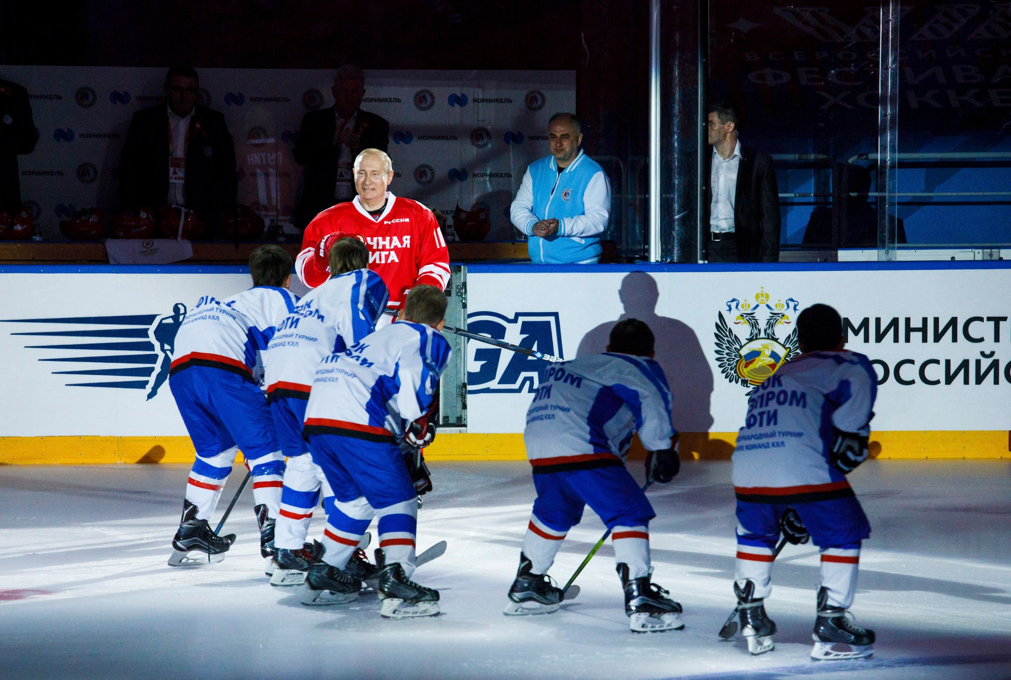 Ночная Хоккейная Лига. Репортажный и постановочный Наталья Санникова