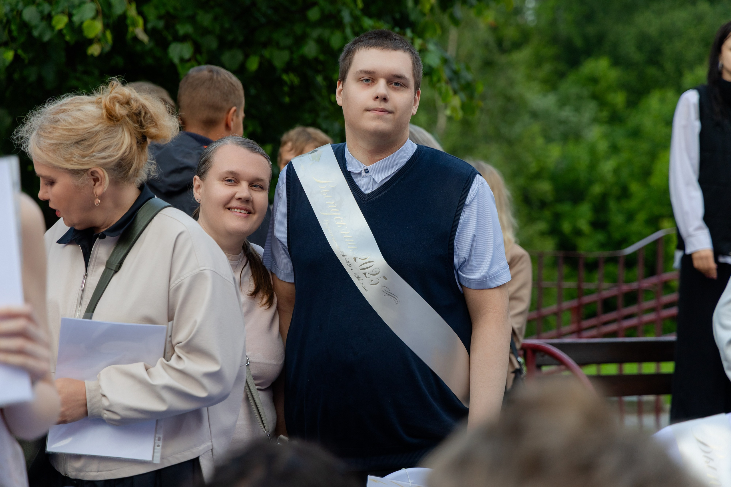 Школьный выпускной 2025 год в Минске, Беларуси. Свадебный фотограф в Минске/Беларуси Сергей Спиридонов