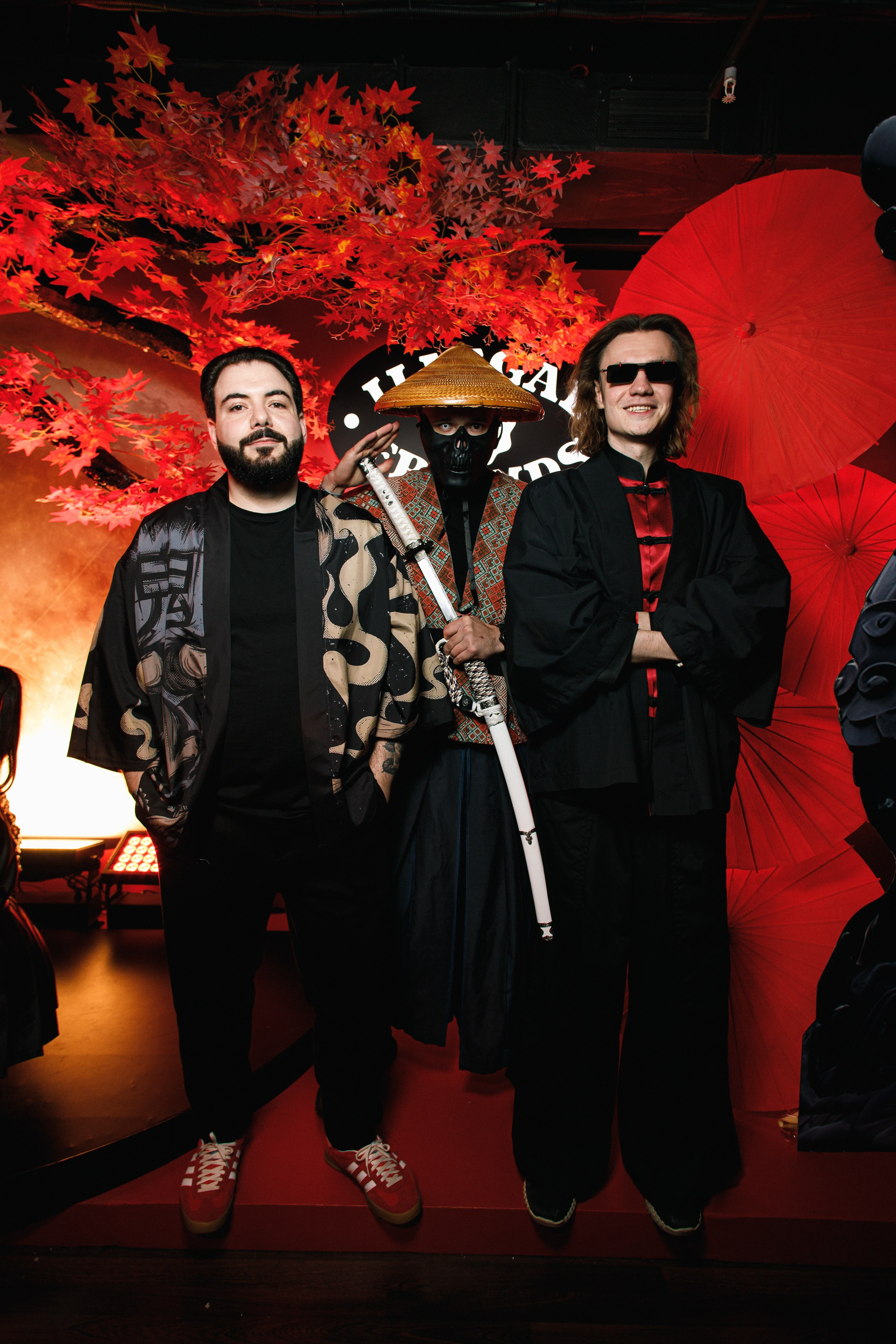 ILLEGAL FRIENDS | ASIA. СВОИ. ФОТООТЧЕТЫ-СОБЫТИЯ-МЕСТА