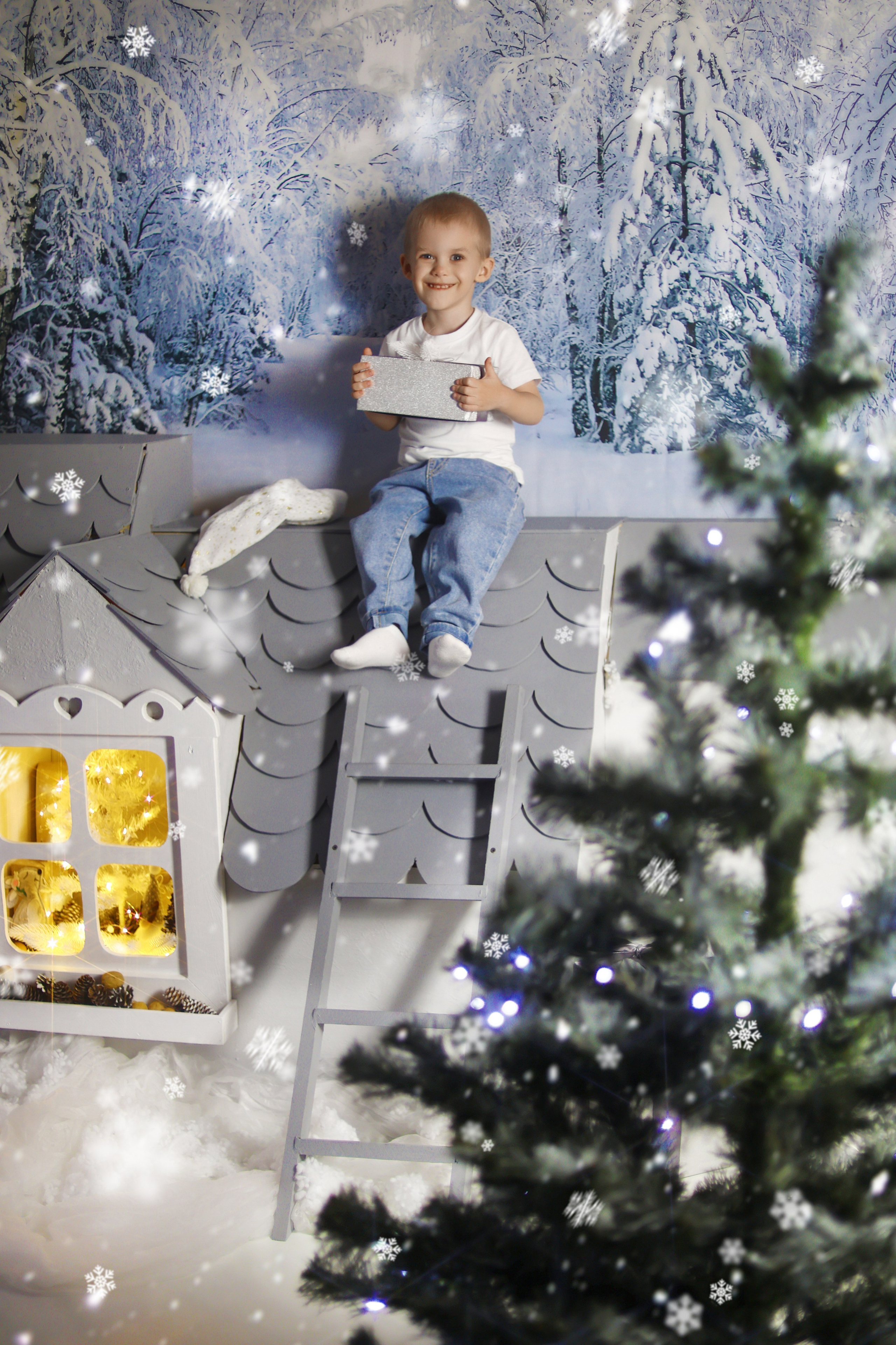 Семейные фотосессии студийные; новогодние, тематические, домашние и тд. Выпускные альбомы для школ и Детских садов в Барнауле /Выпускные/Свадебные/Детские/Семейные и др. виды съёмок /Фотограф Вера Валейко