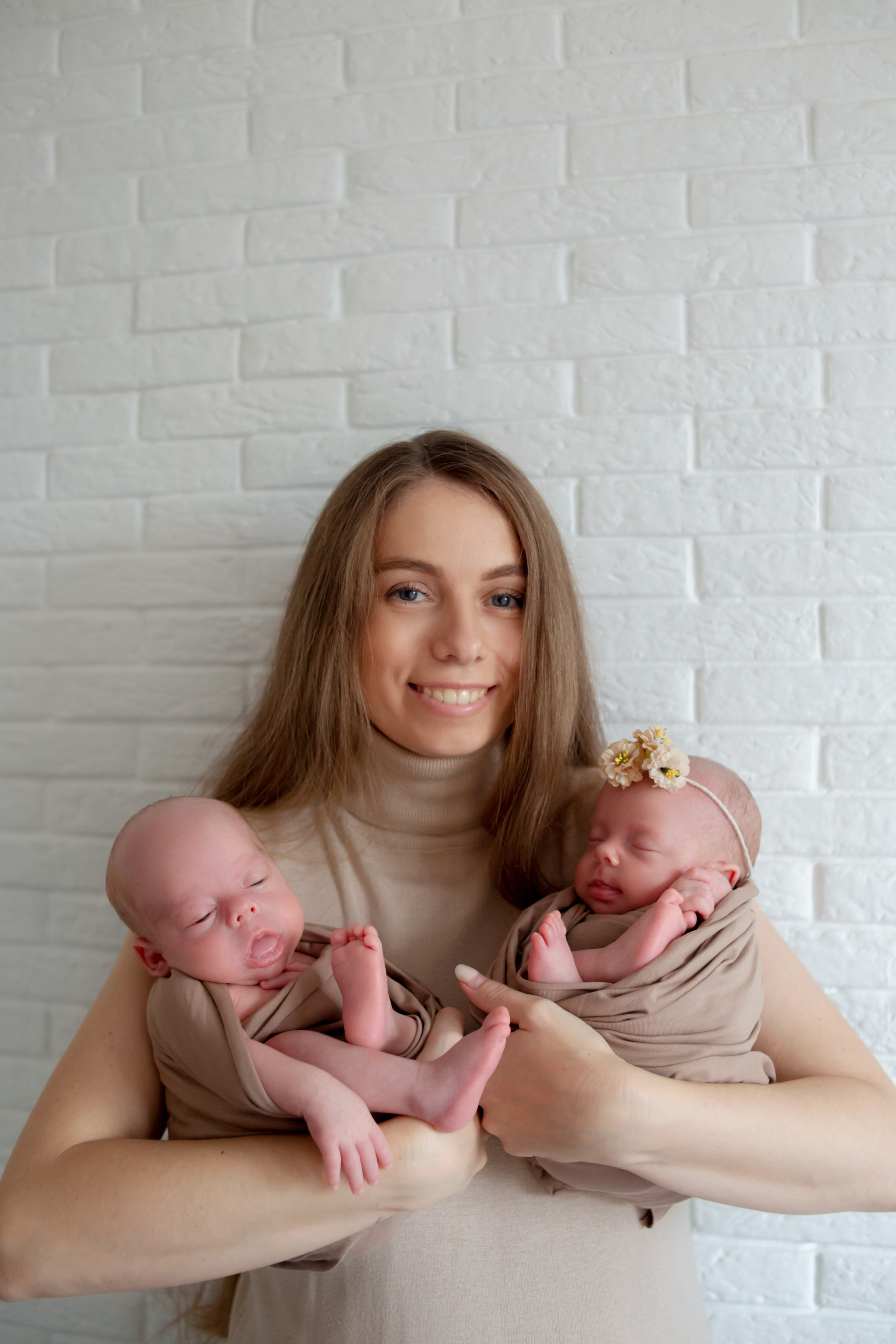 Фото с родителями. Мила Посвит Фотограф новорожденных в Тобольске