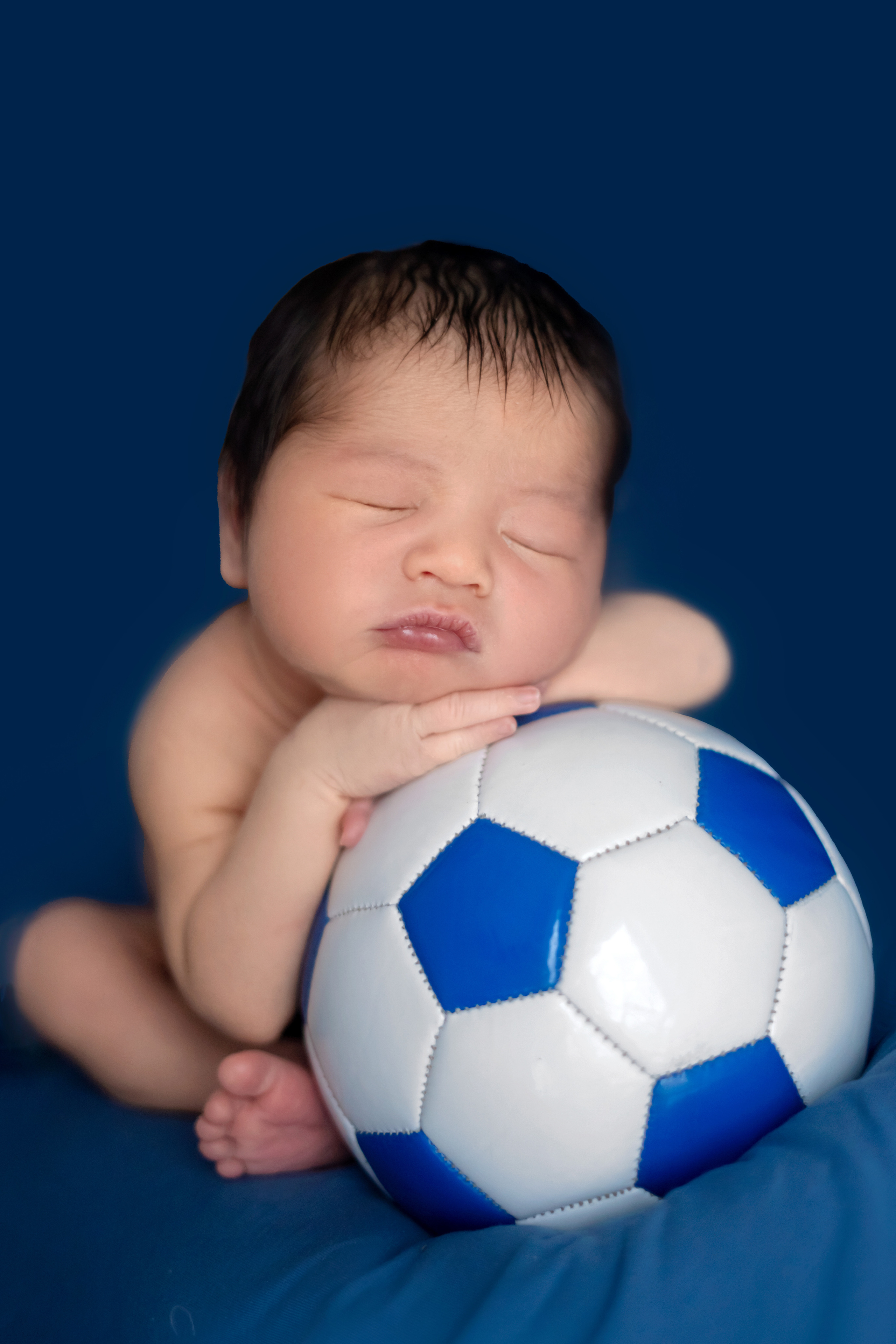 Абай. Newborn съемка дома. Мила Посвит Фотограф новорожденных в Тобольске