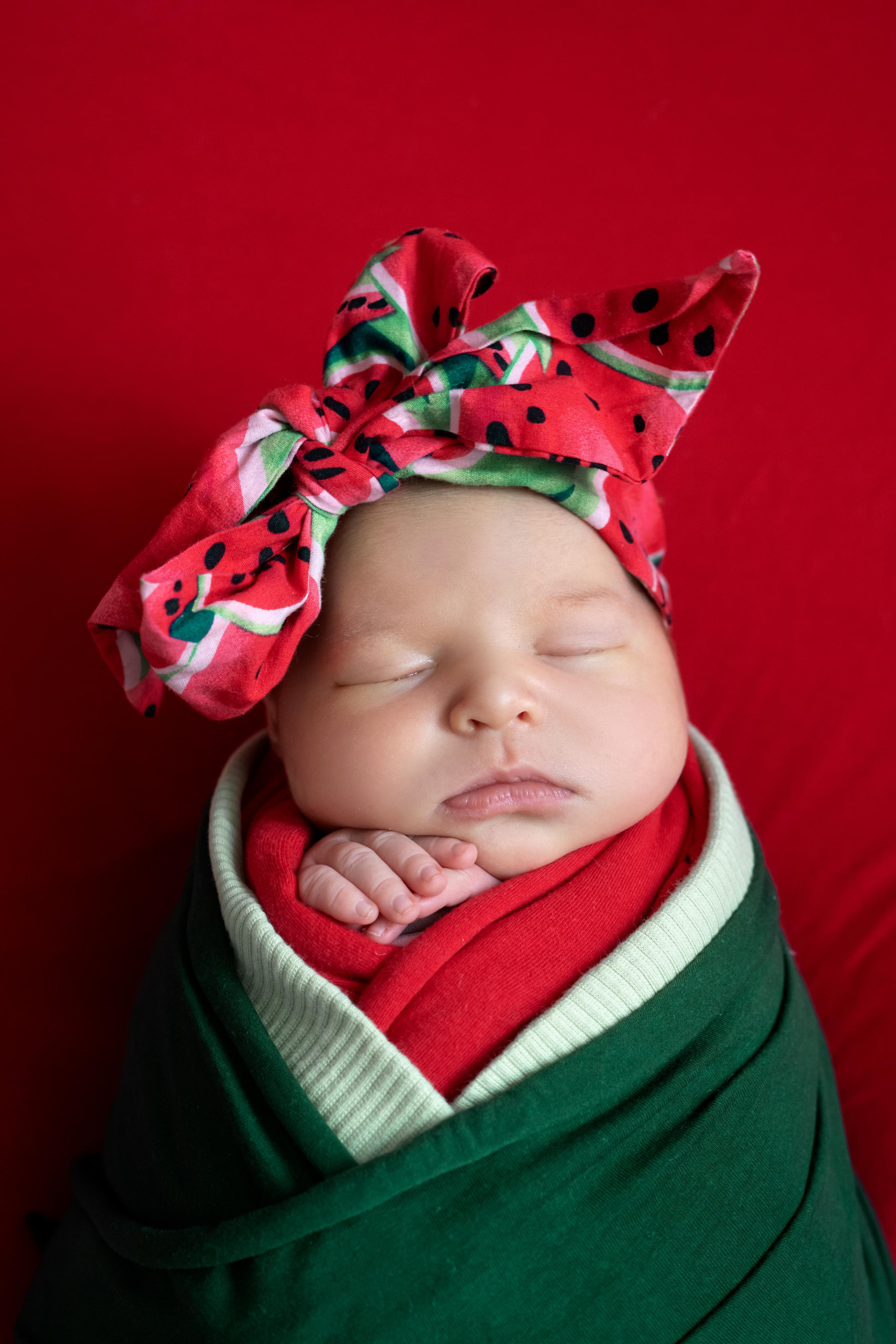 Девочки. Мила Посвит Фотограф новорожденных в Тобольске