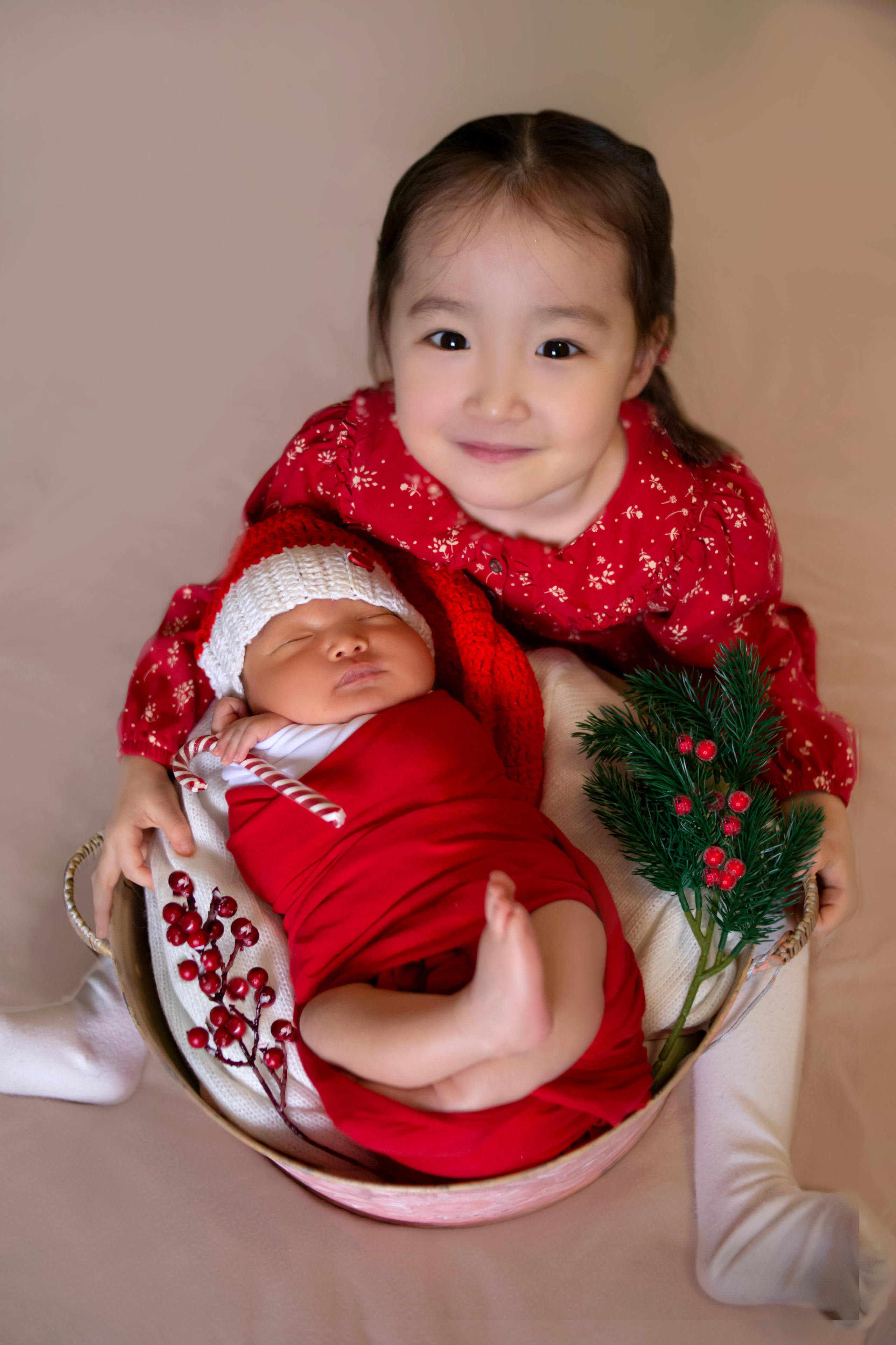 Фото с родителями. Мила Посвит Фотограф новорожденных в Тобольске