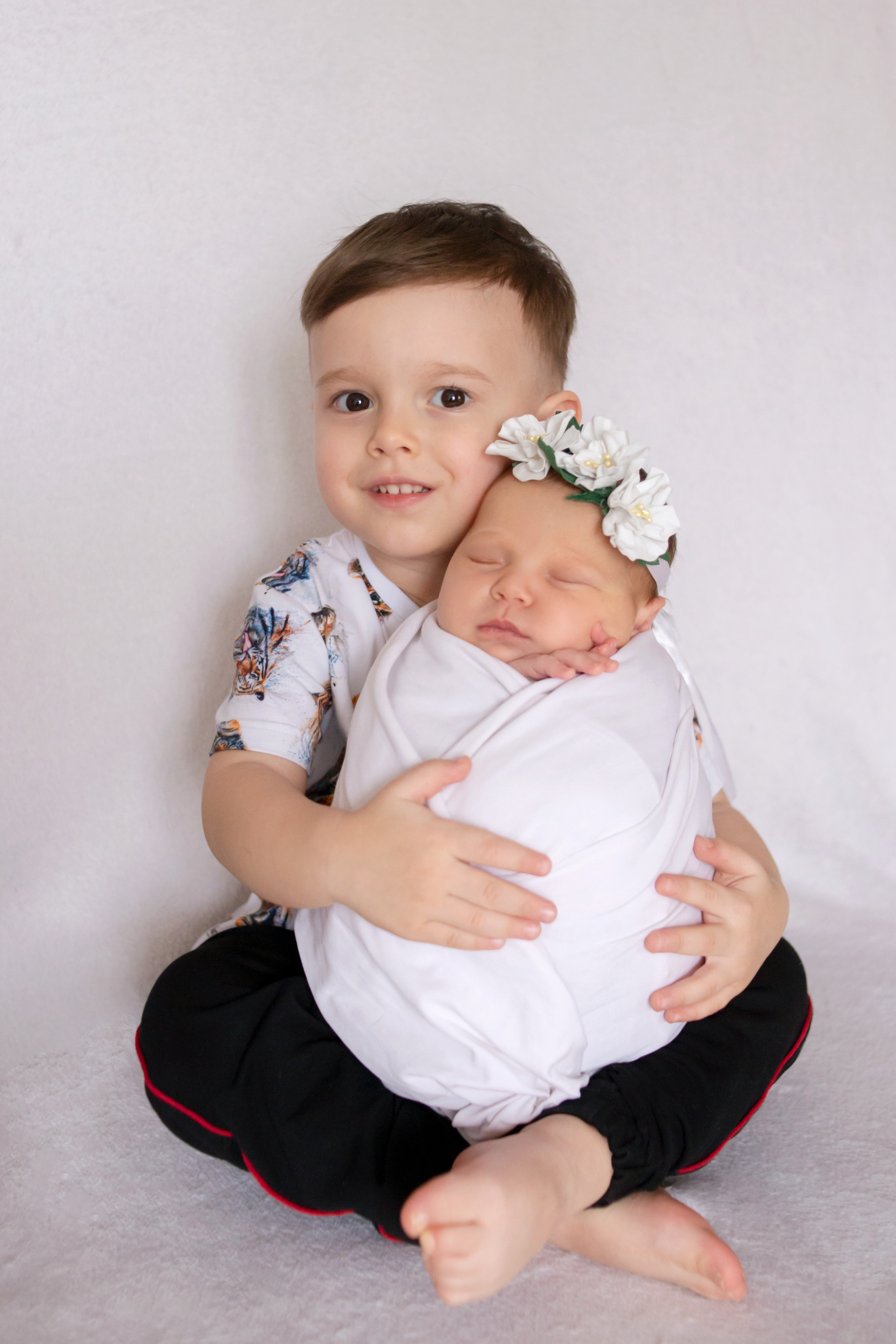 Фото с родителями. Мила Посвит Фотограф новорожденных в Тобольске