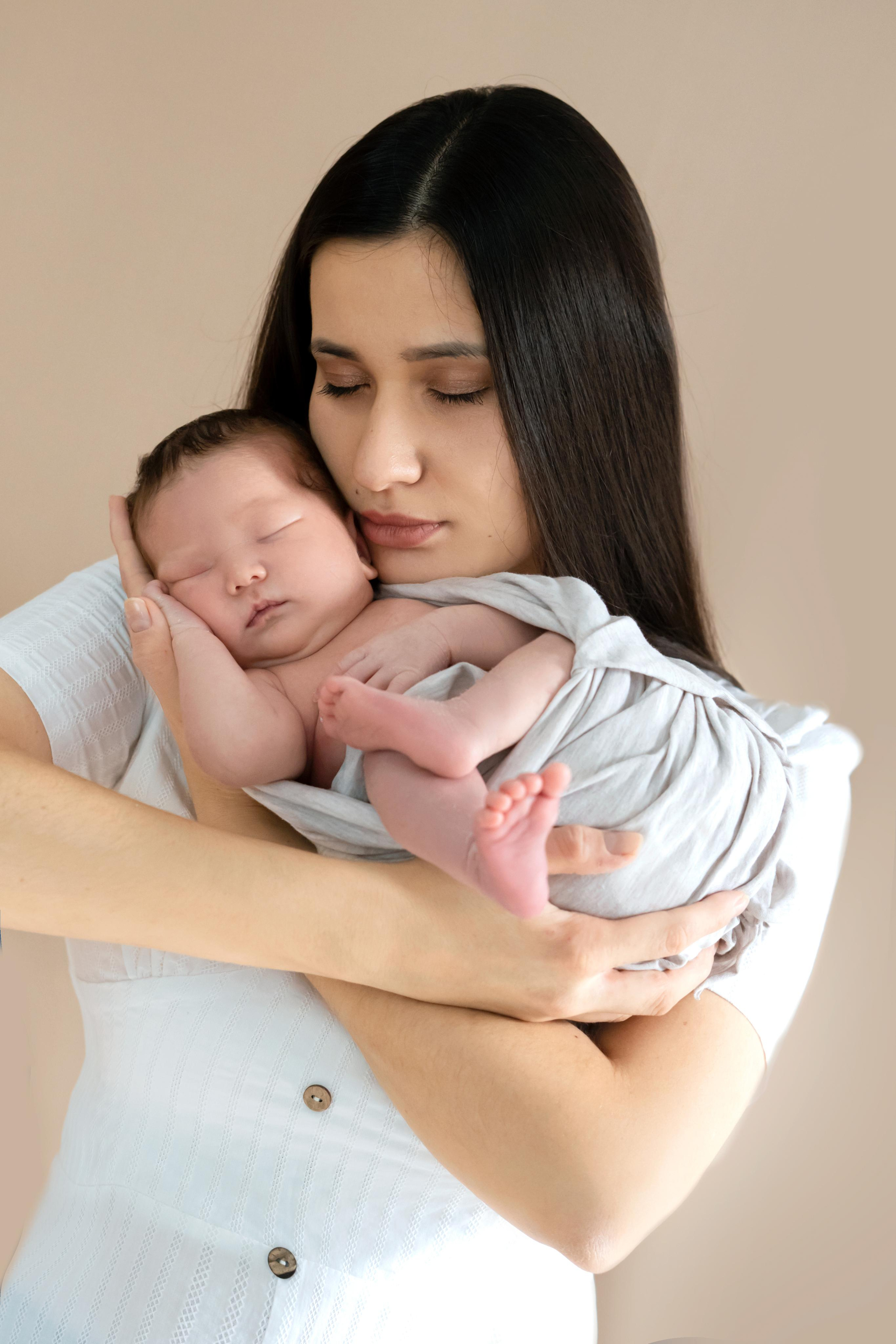 Фото с родителями. Мила Посвит Фотограф новорожденных в Тобольске