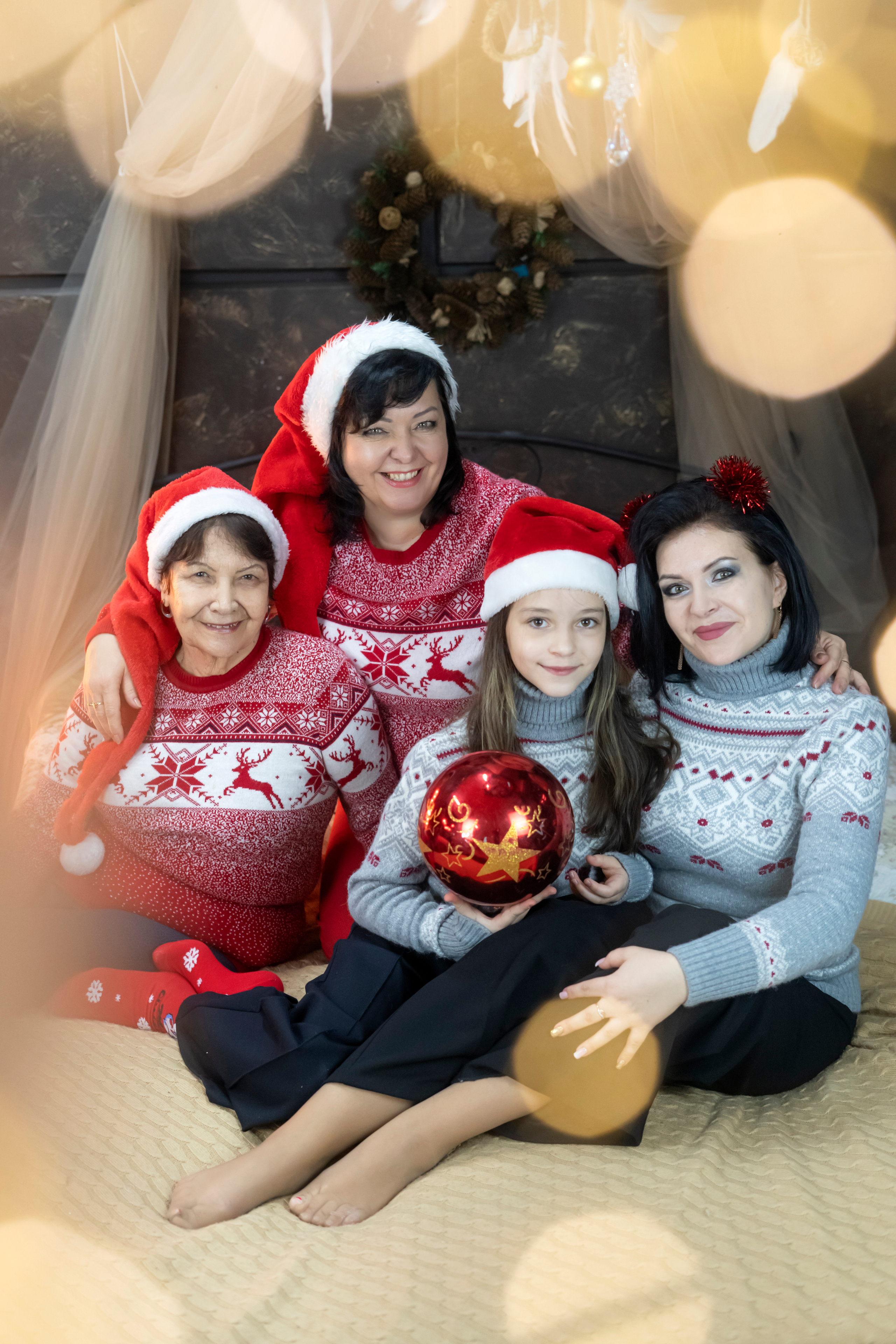 4 поколения. Мила Посвит Фотограф новорожденных в Тобольске