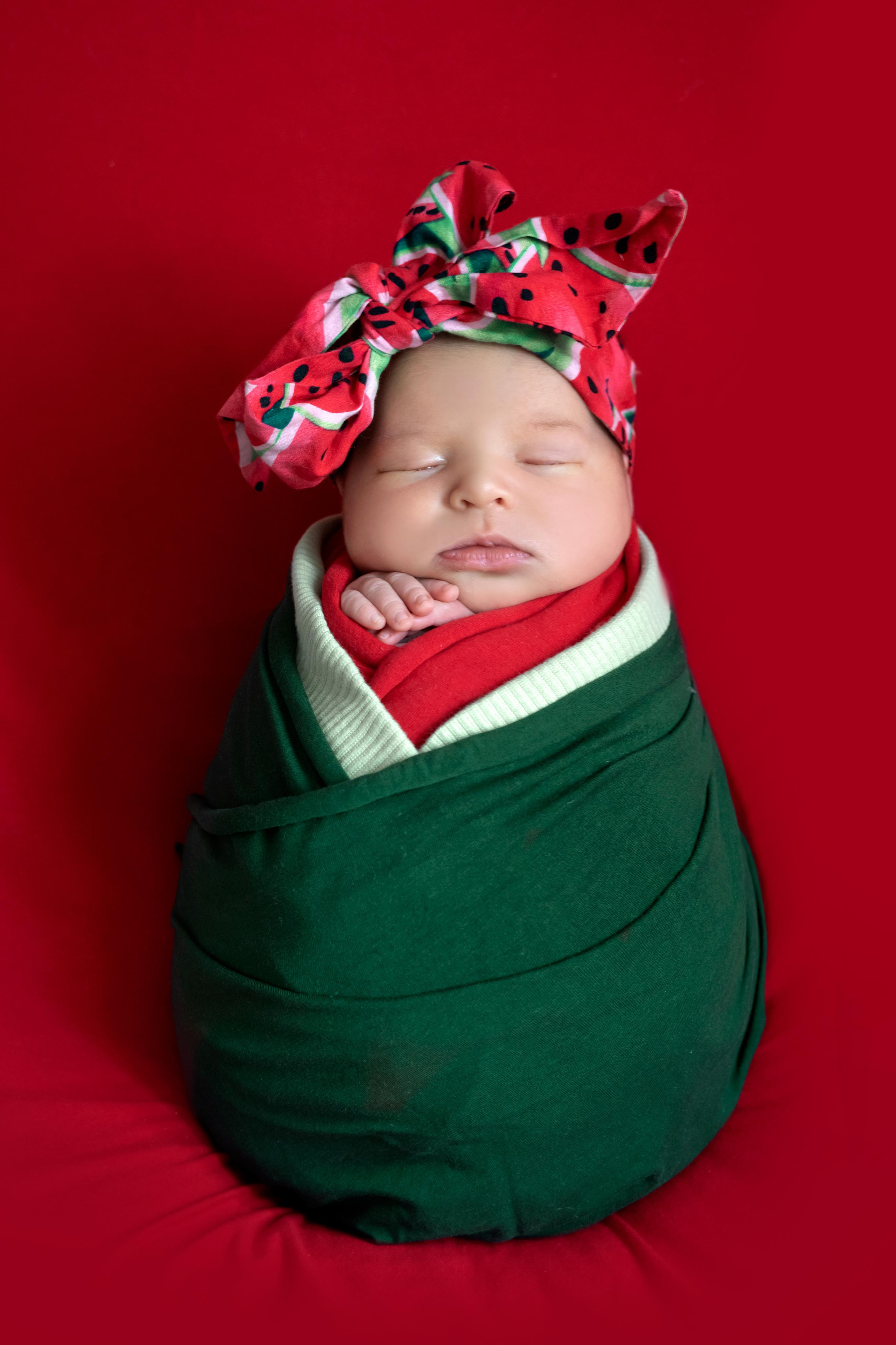 Девочки. Мила Посвит Фотограф новорожденных в Тобольске