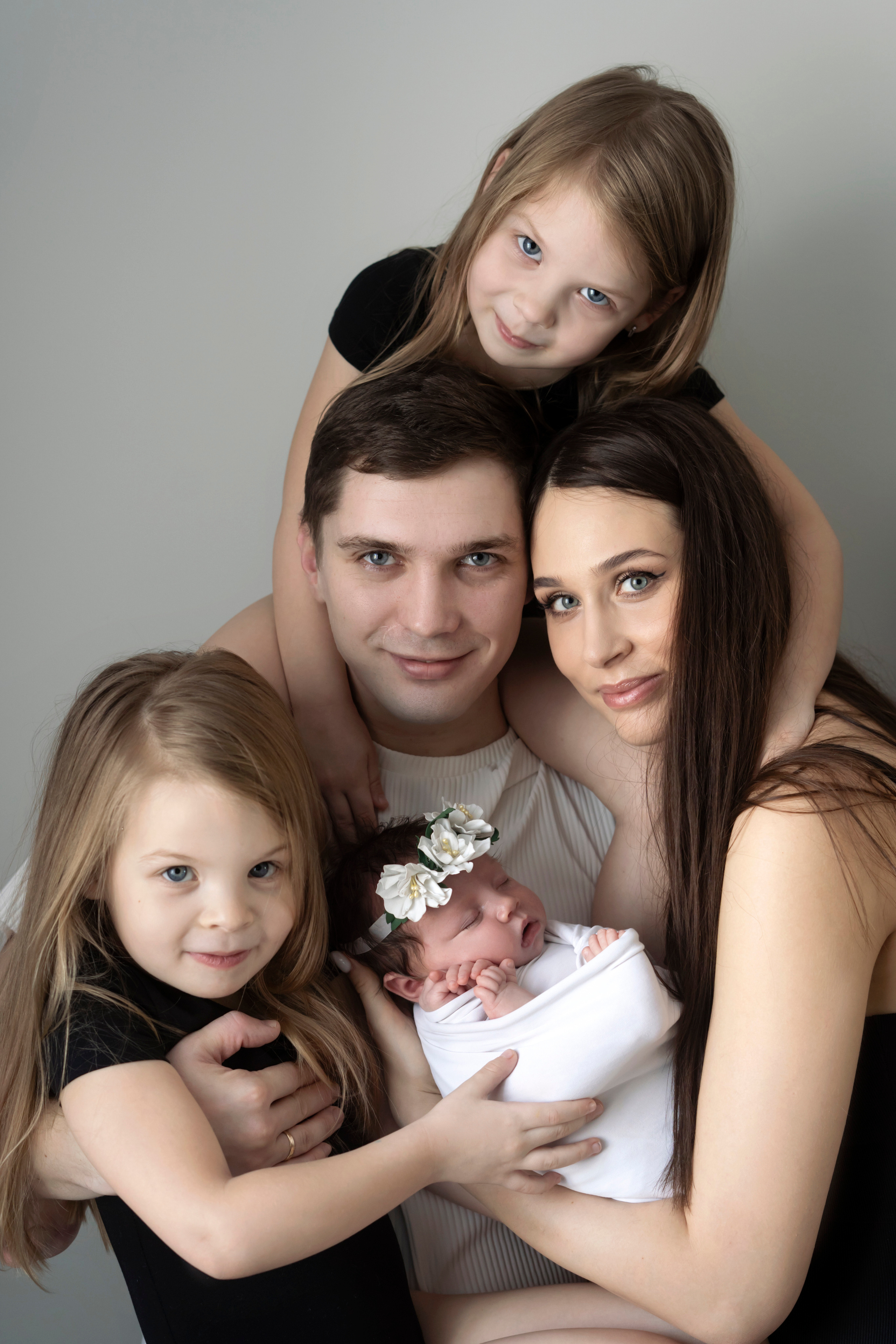 Николь. Мила Посвит Фотограф новорожденных в Тобольске