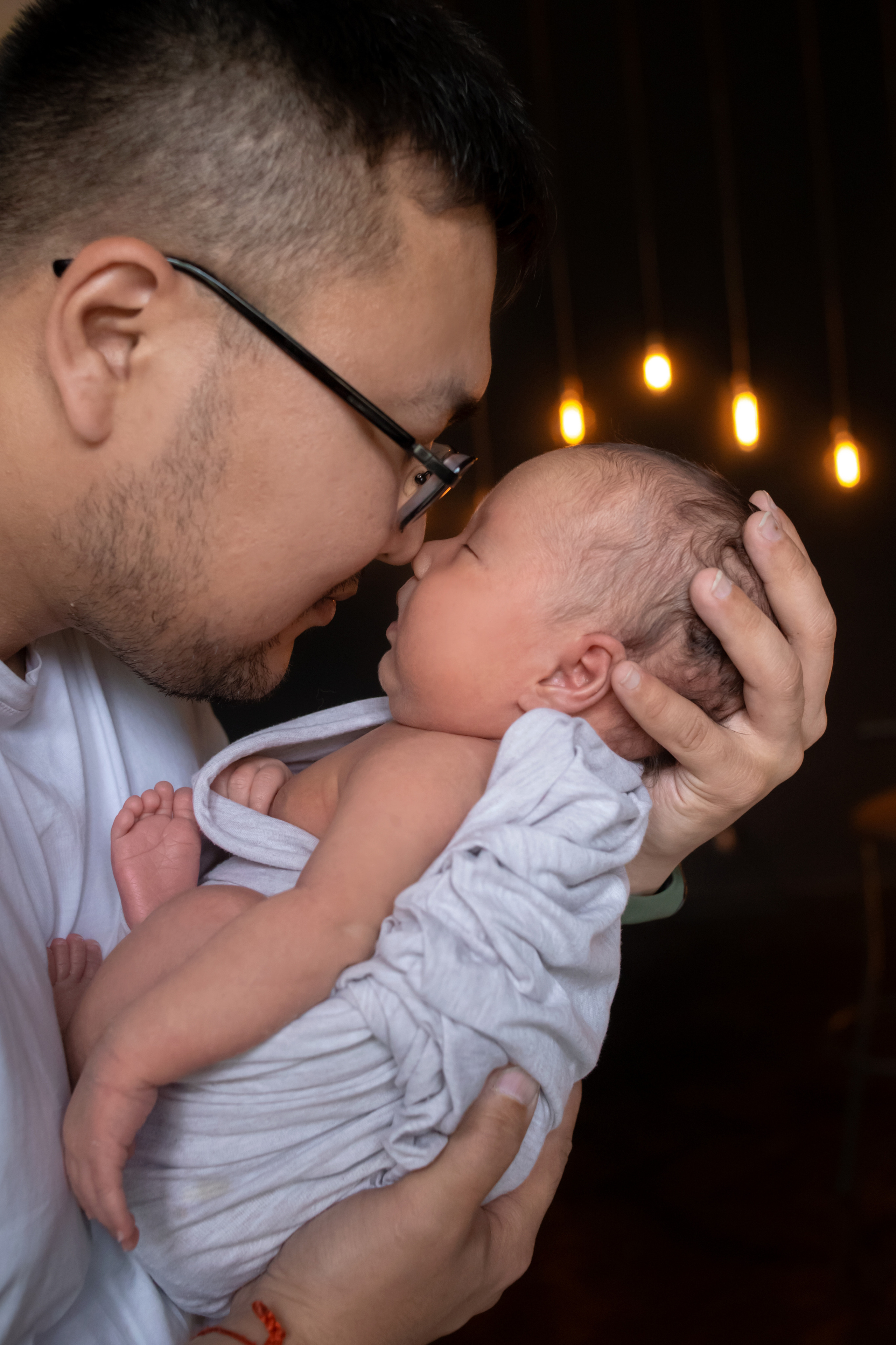 Фото с родителями. Мила Посвит Фотограф новорожденных в Тобольске
