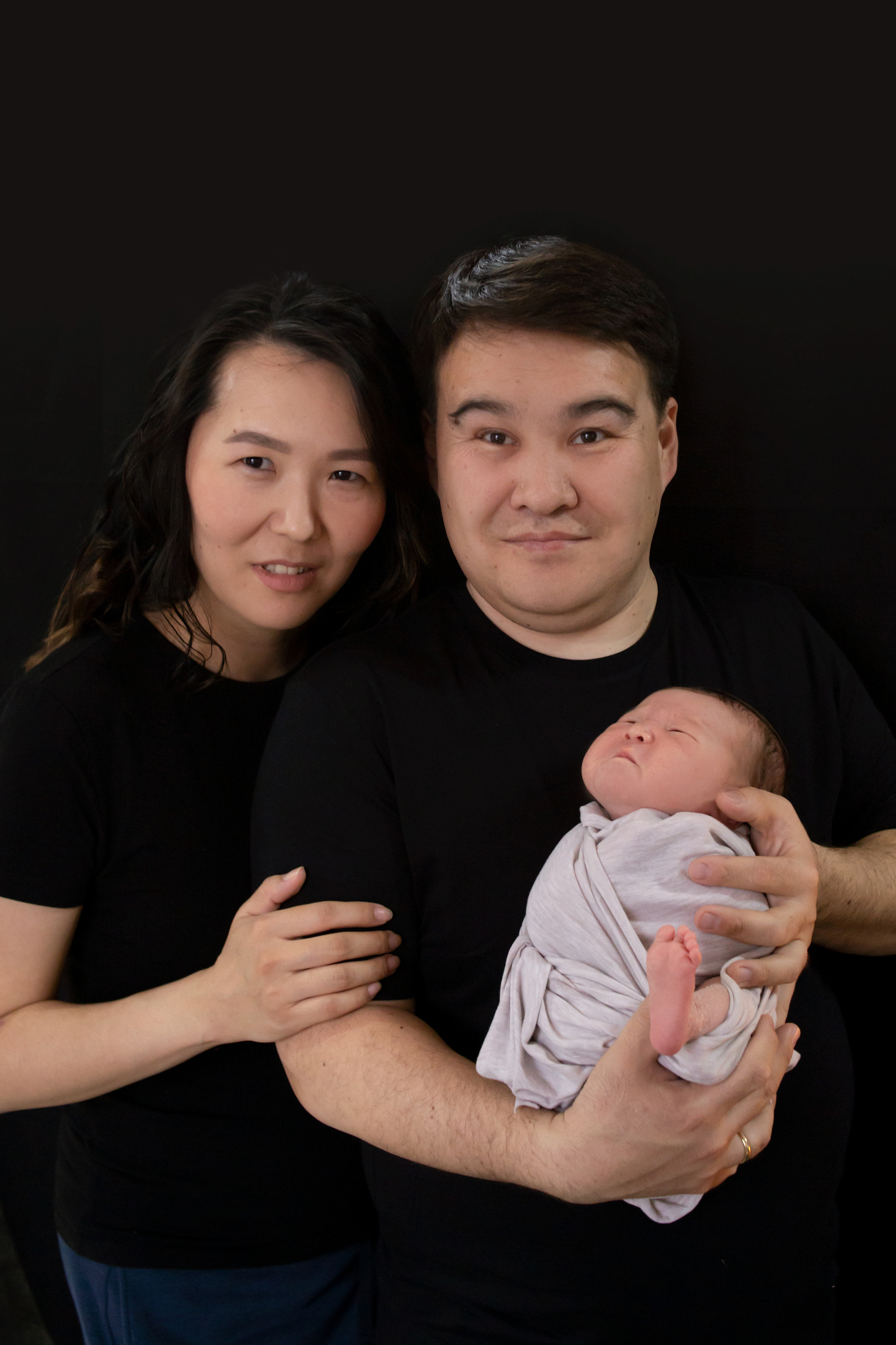 Фото с родителями. Мила Посвит Фотограф новорожденных в Тобольске