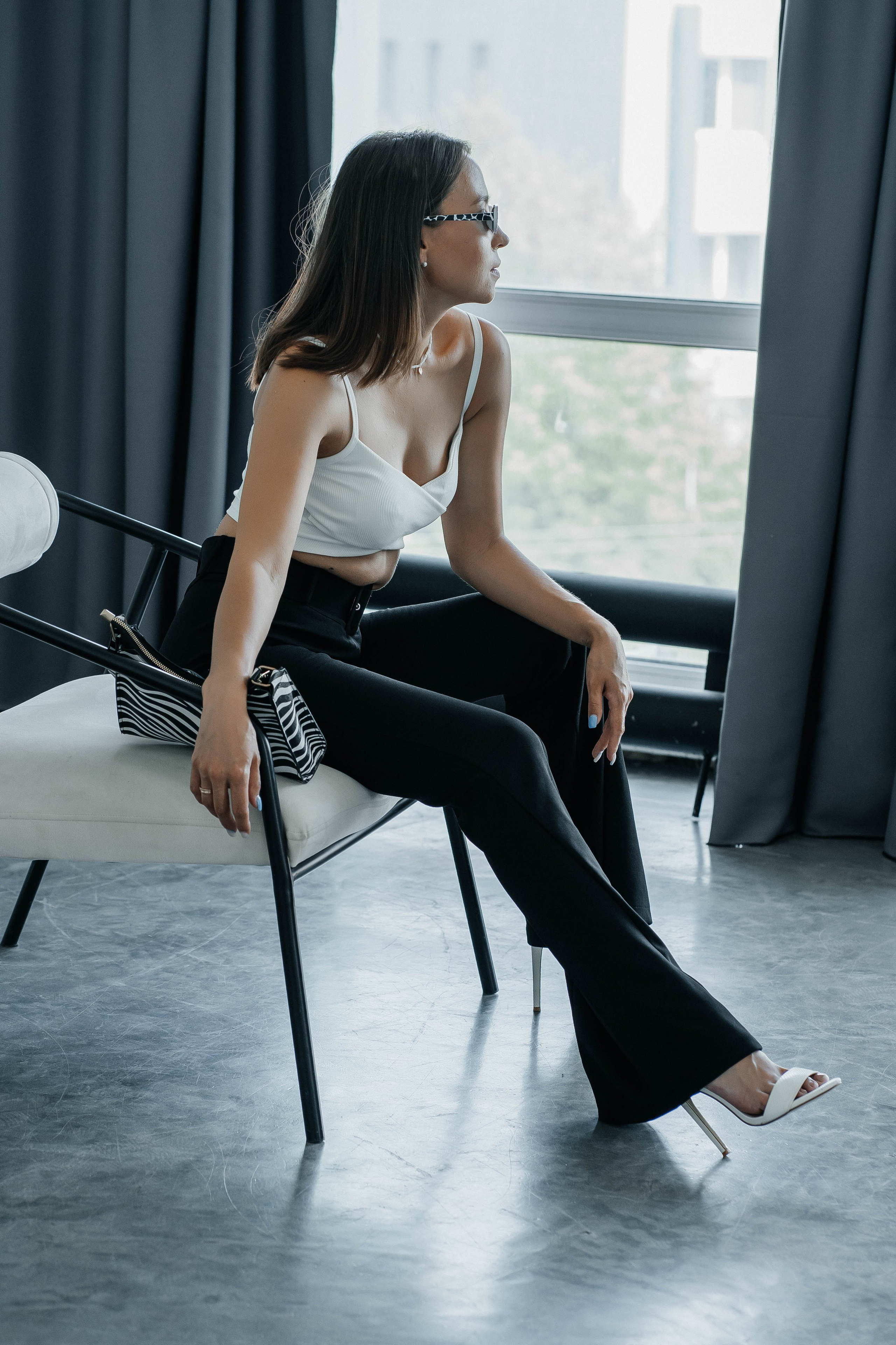 Съемки в интерьере студий. Виктория Алпеева — фотограф по любви