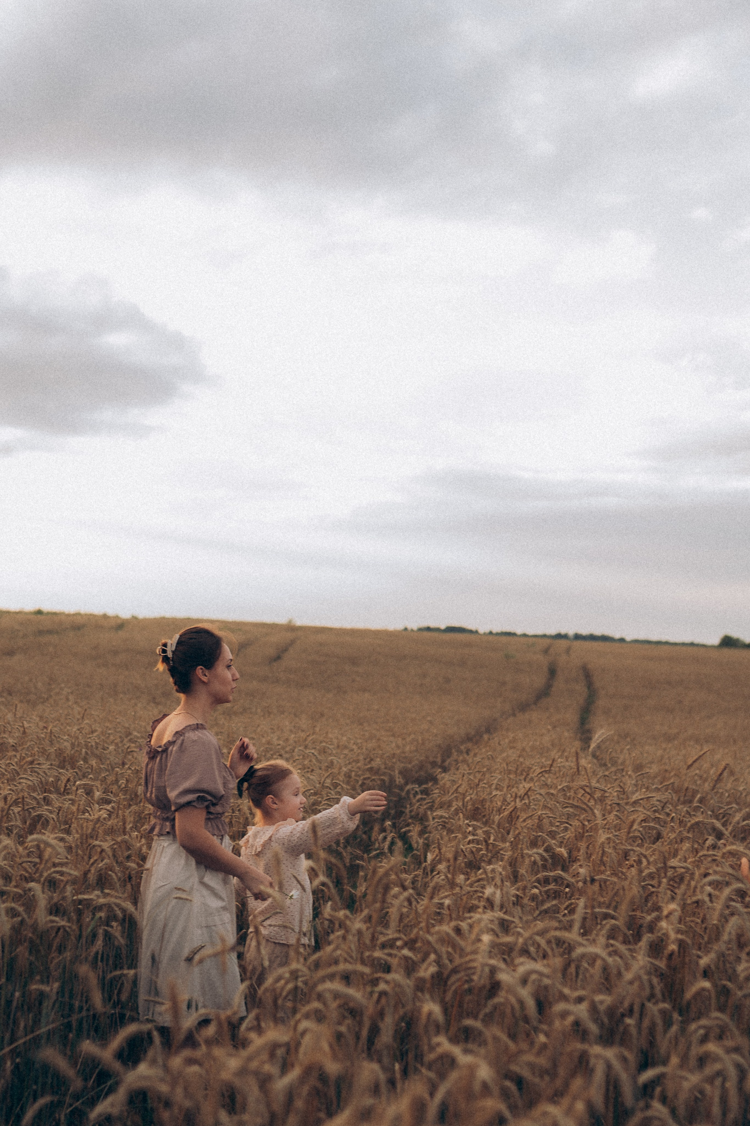 Алёна и семья. Фотограф Торопец Кристина Абрамова Kanwellia photography