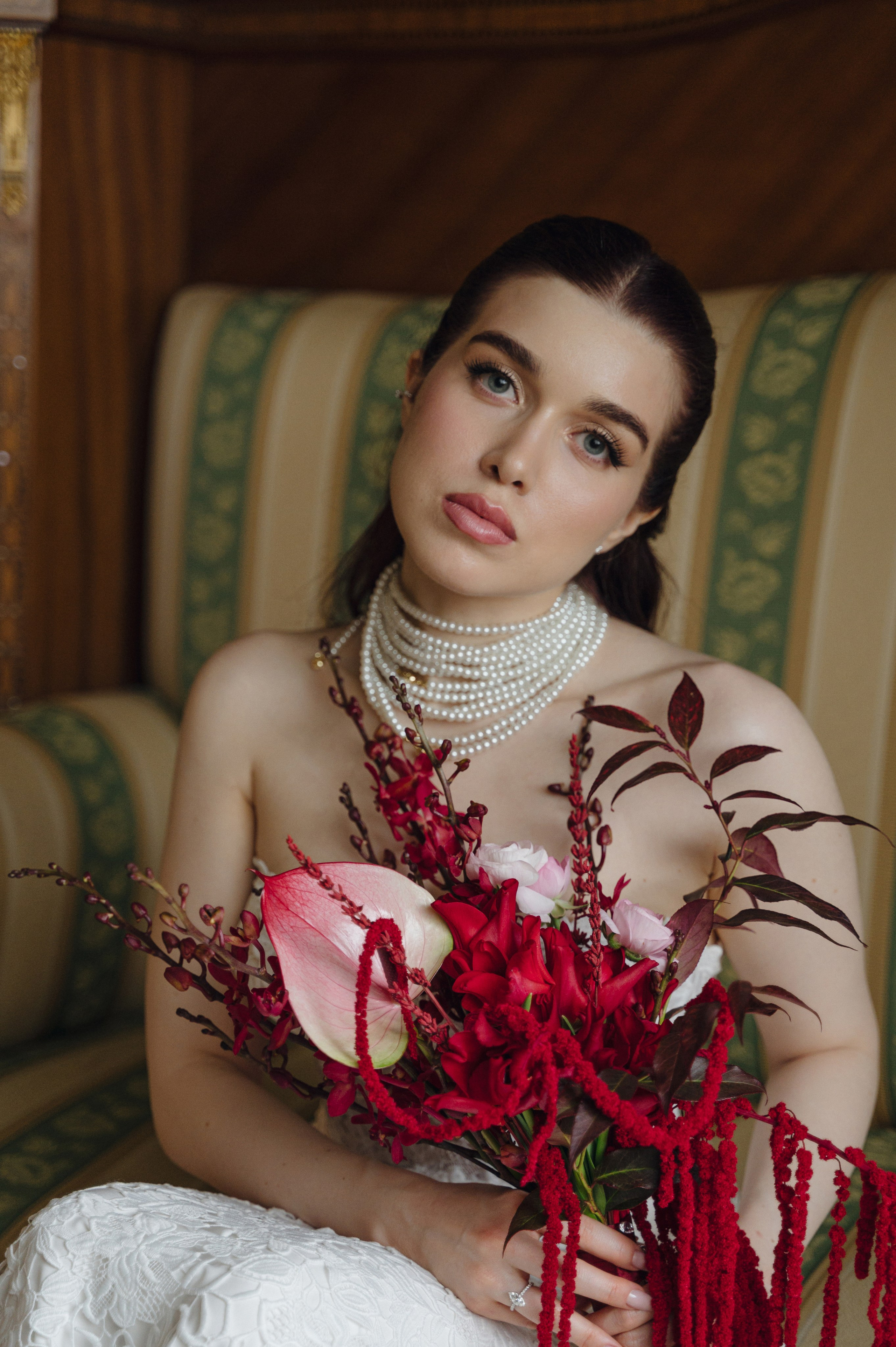 Денис и Анастасия. Метрополь и Особняк Спиридонова. Свадебный фотограф Москва и Санкт-Петербург. Анастасия Чудина