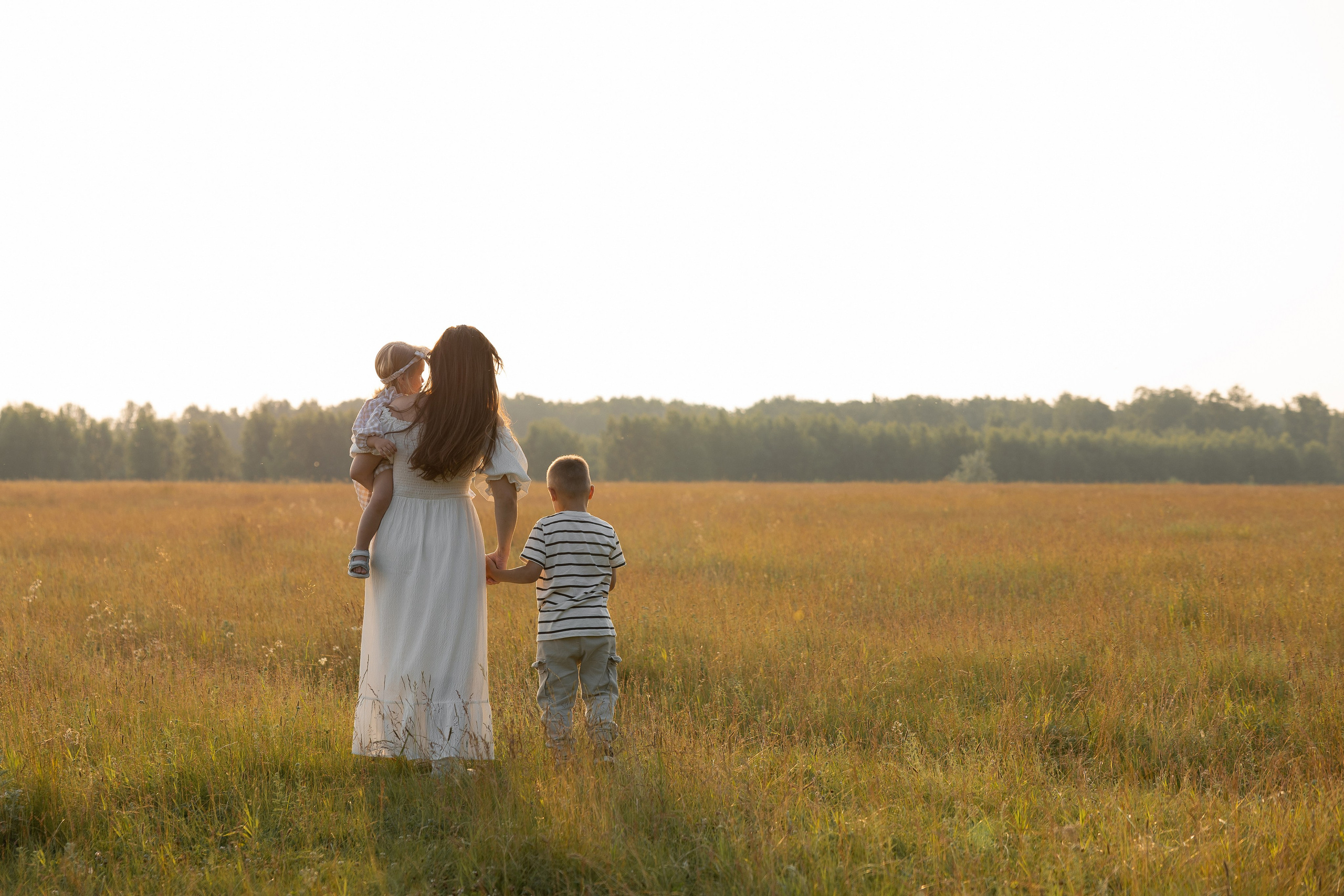 В поле. Семейный и свадебный фотограф в Челябинске Мария Леонтьева