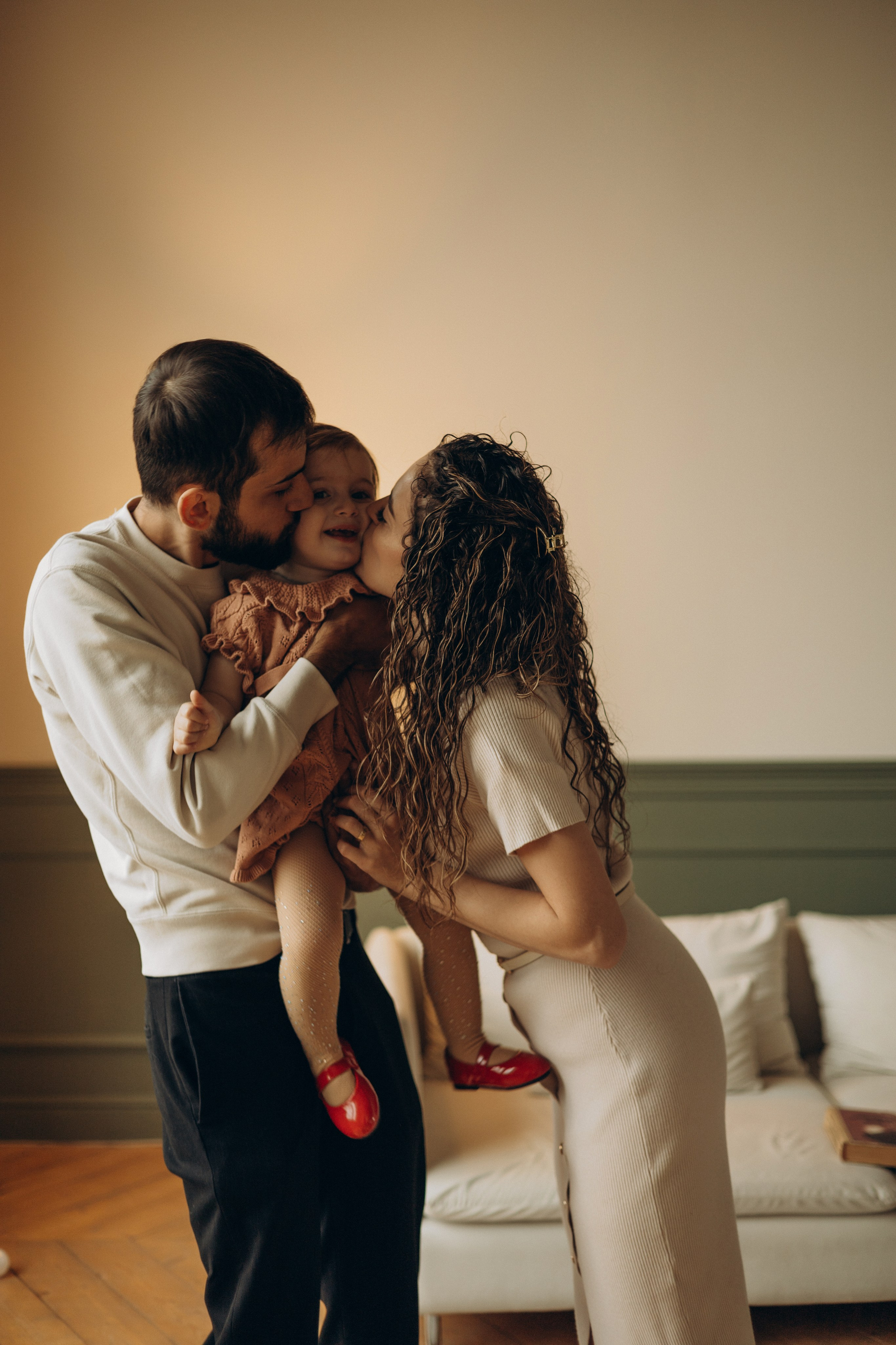 Виолетта семейная. Самый теплый фотограф в Краснодаре Рябоконь Ксения