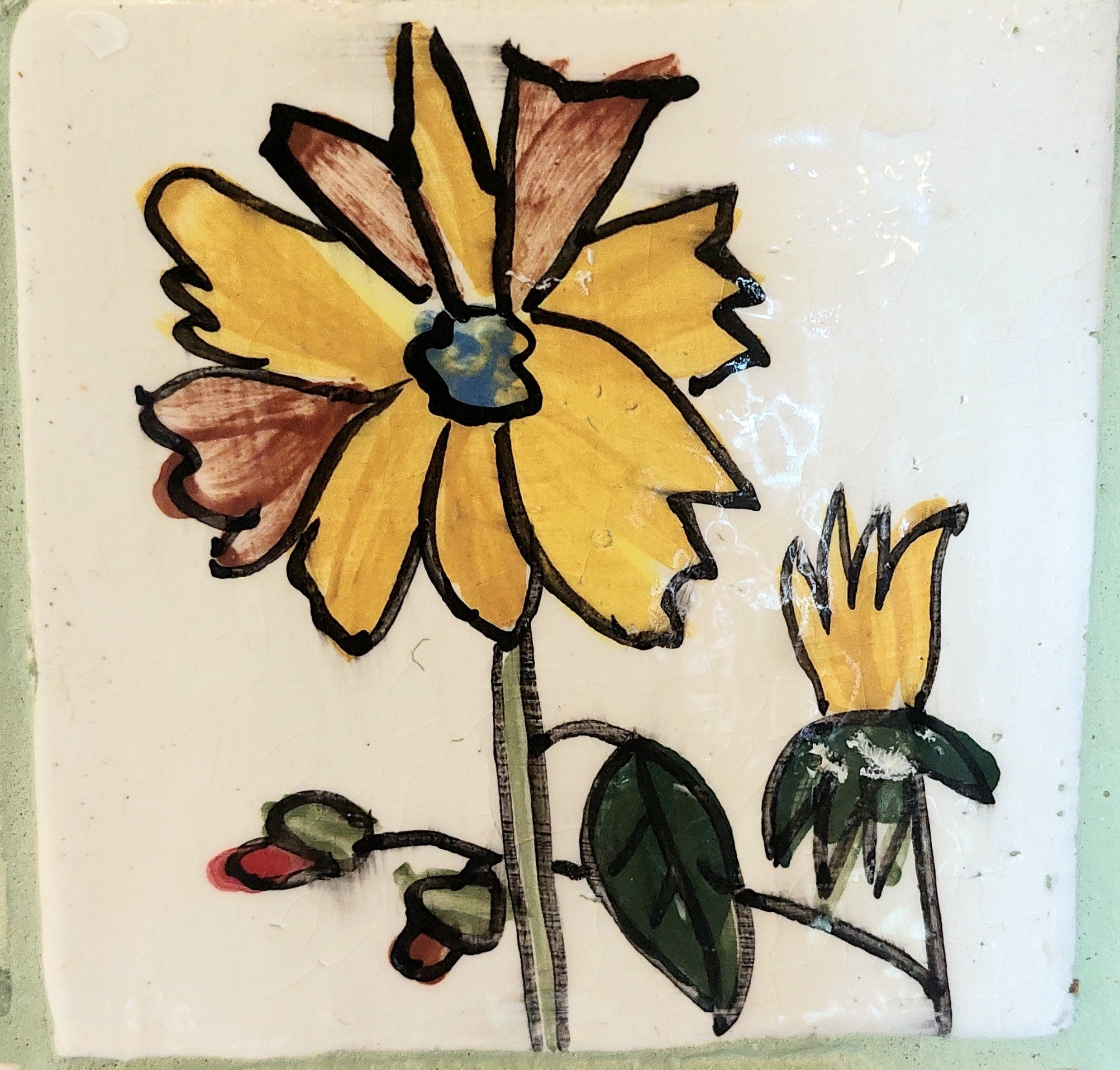 Много плиток-цветочков. Керамика с историей. Елена Рогалёва