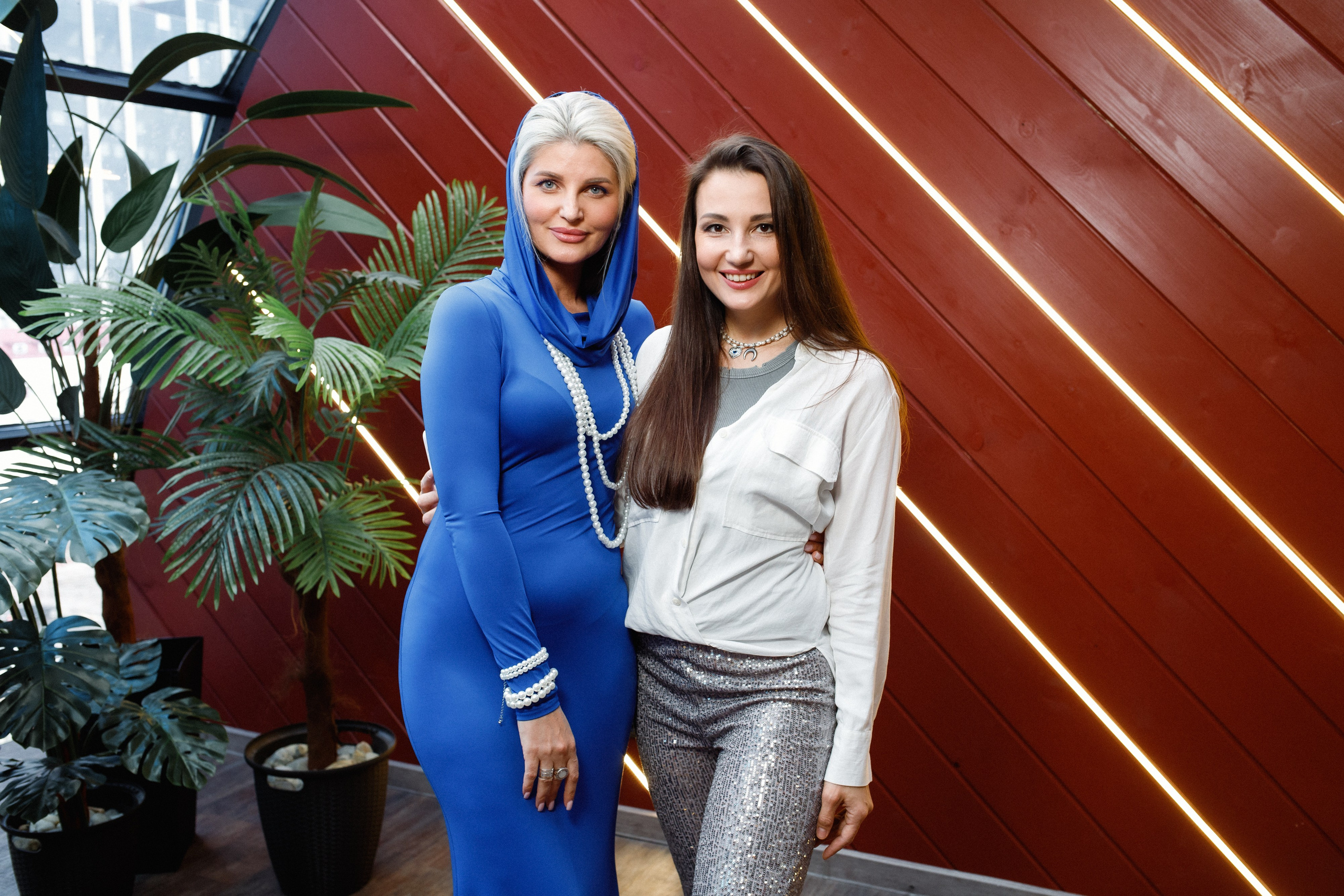 QUEEN KHV [12 ЛЕТ]. СВОИ. ФОТООТЧЕТЫ-СОБЫТИЯ-МЕСТА