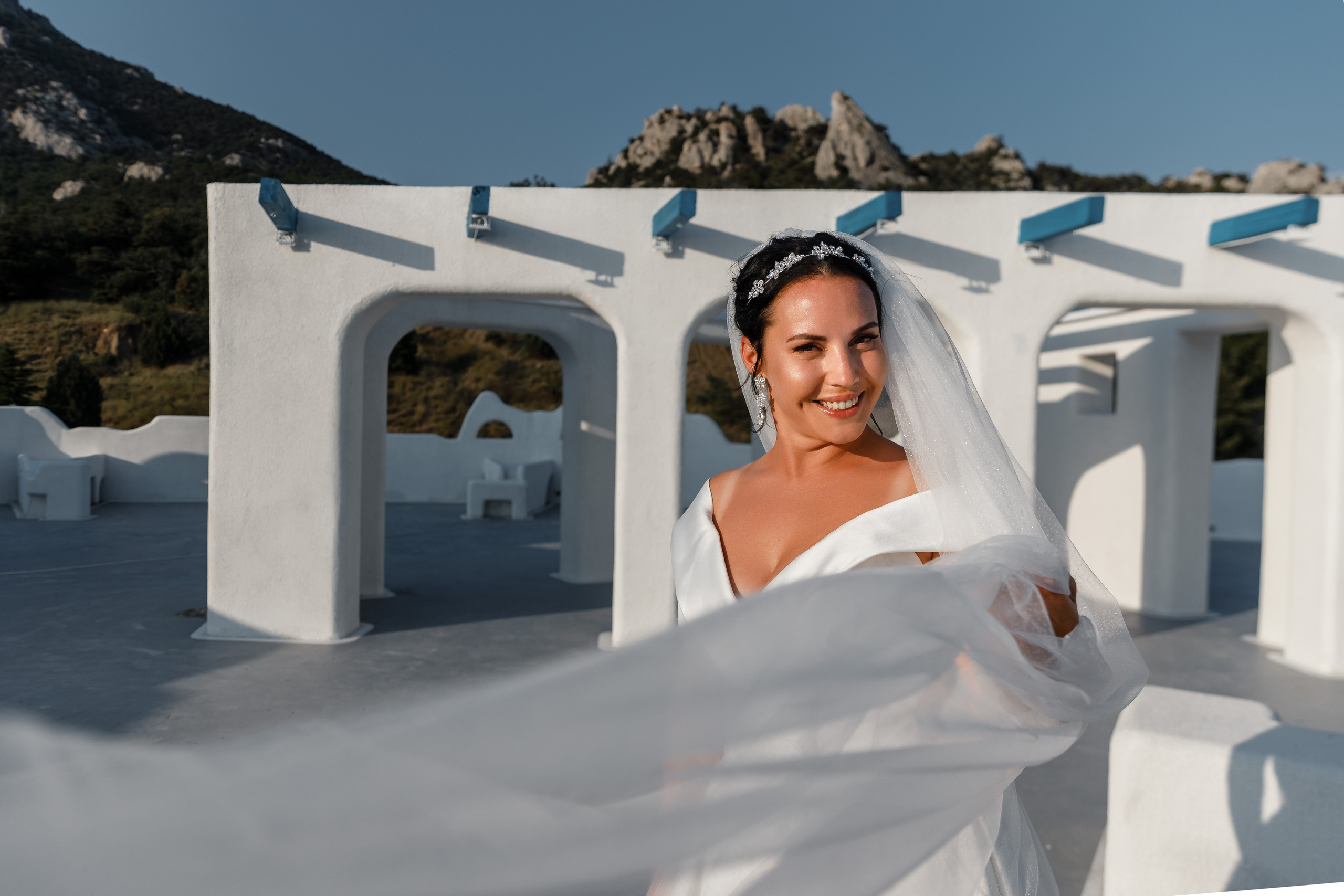 Анонс свадебной прогулки Маши и Олега. Свадебный фотограф в Крыму и Севастополе Ольга Баскакова