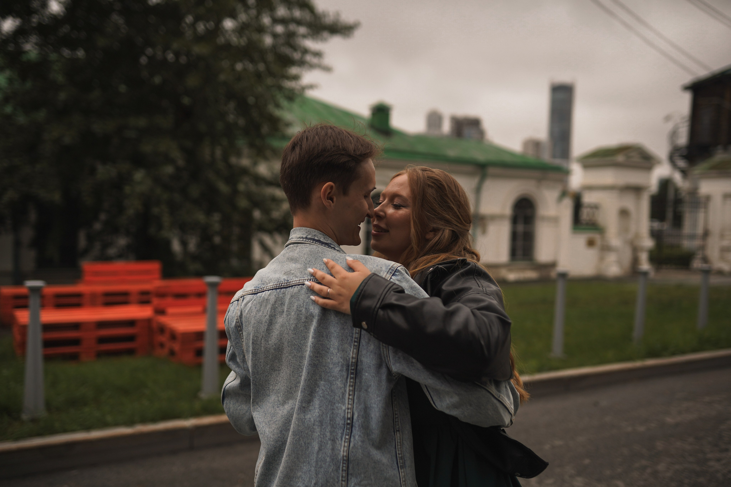 За малиновым солнцем