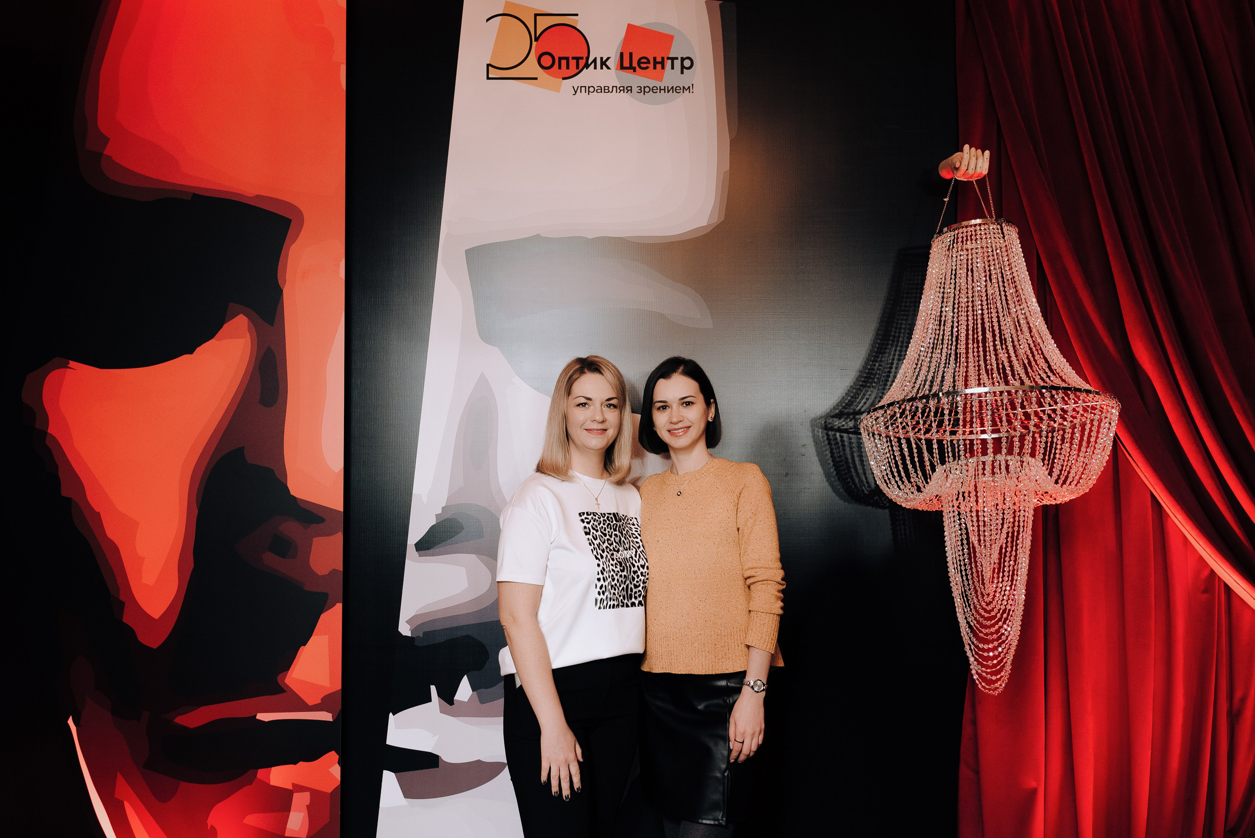 СПЕКТАКЛЬ «ВОЛШЕБНЫЕ ОЧКИ» ОПТИК-ЦЕНТР. Репортажный фотограф Зуев Роман г. Челябинск