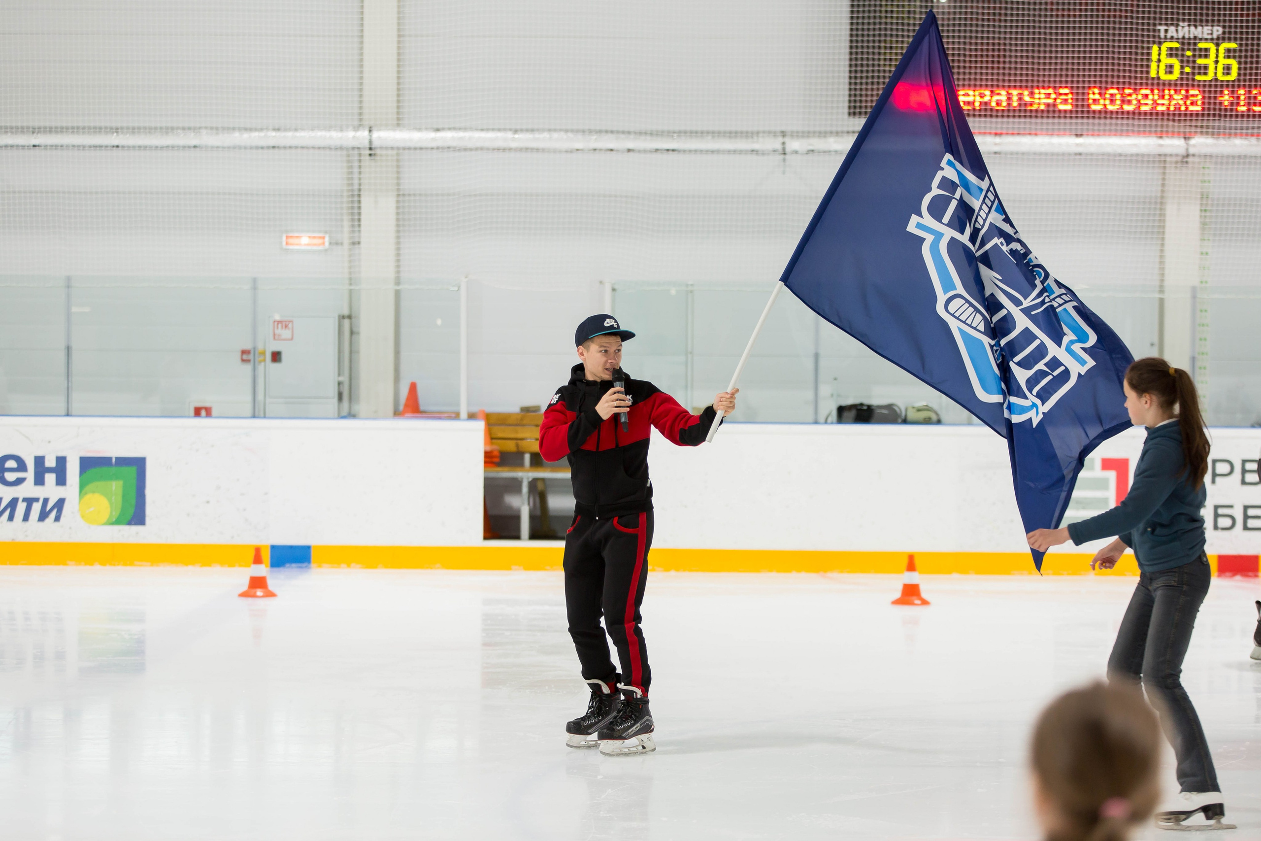 Хоккей для НПО «Аврора». Снимаю съемки