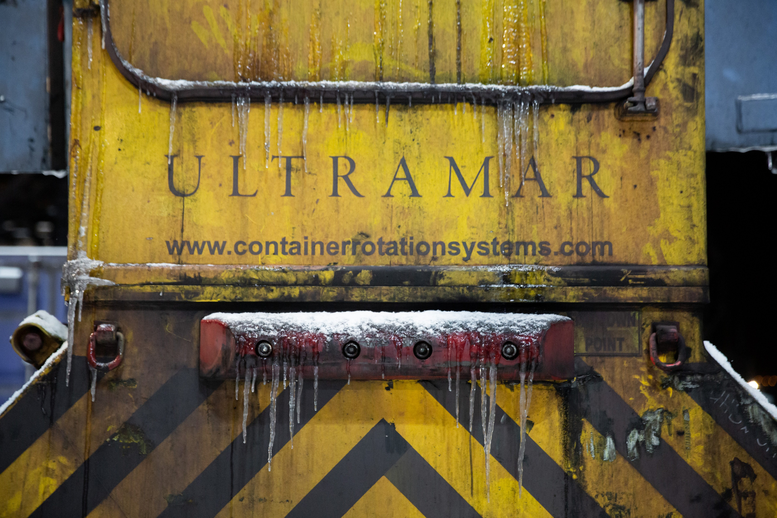 Зимняя разгрузка ULTRAMAR. Снимаю съемки