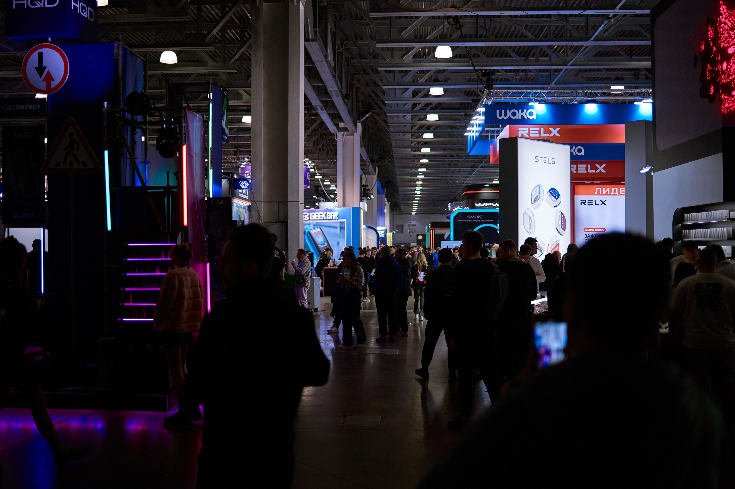 Vape club show reportage. Репортажный фотограф, портретный фотограф  г. Москва