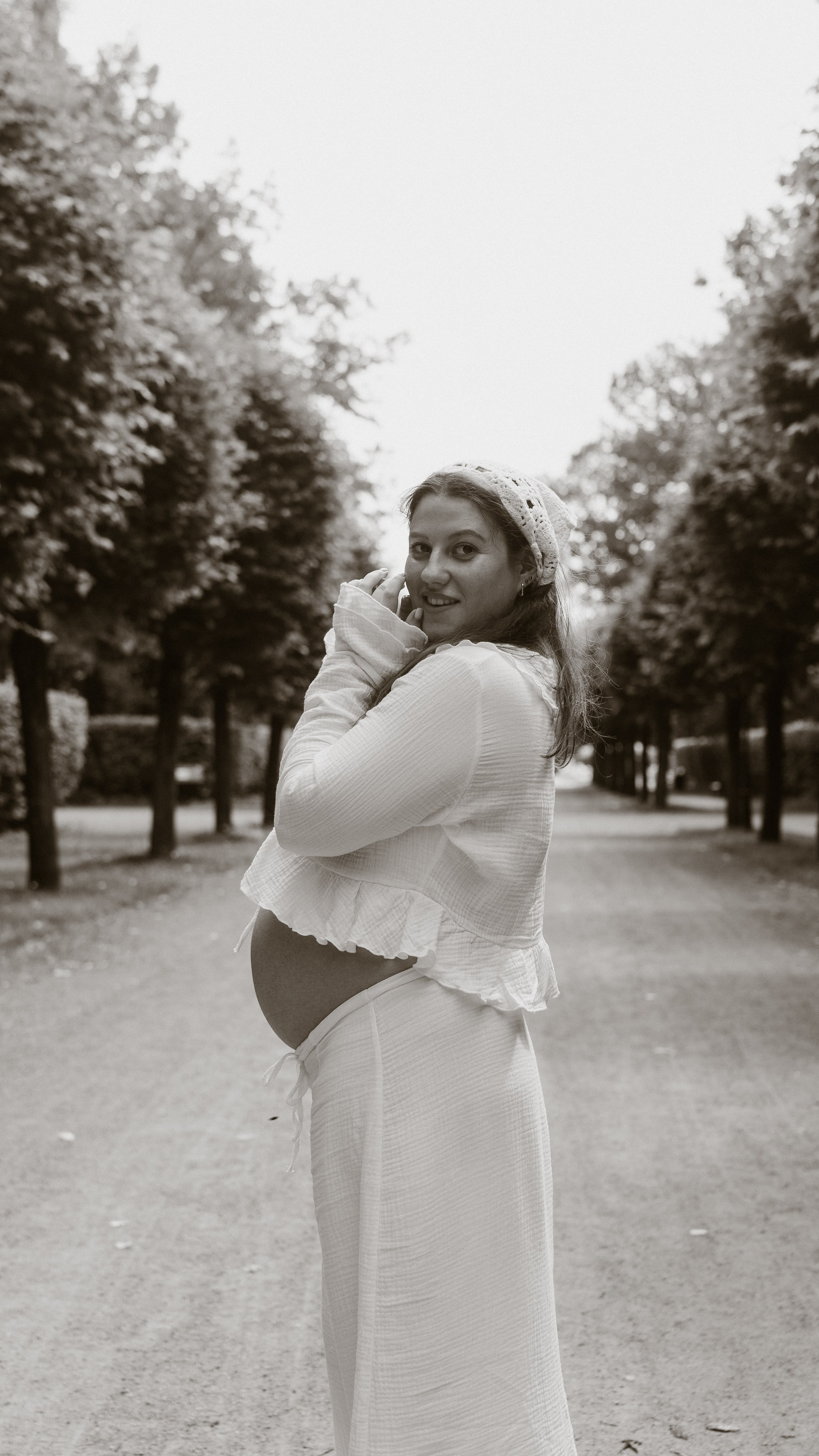 Беременная фотосессия в Кусково. Семейный, ньюборн фотограф, фотограф на роды в Москве, Виктория Тюльдюкова