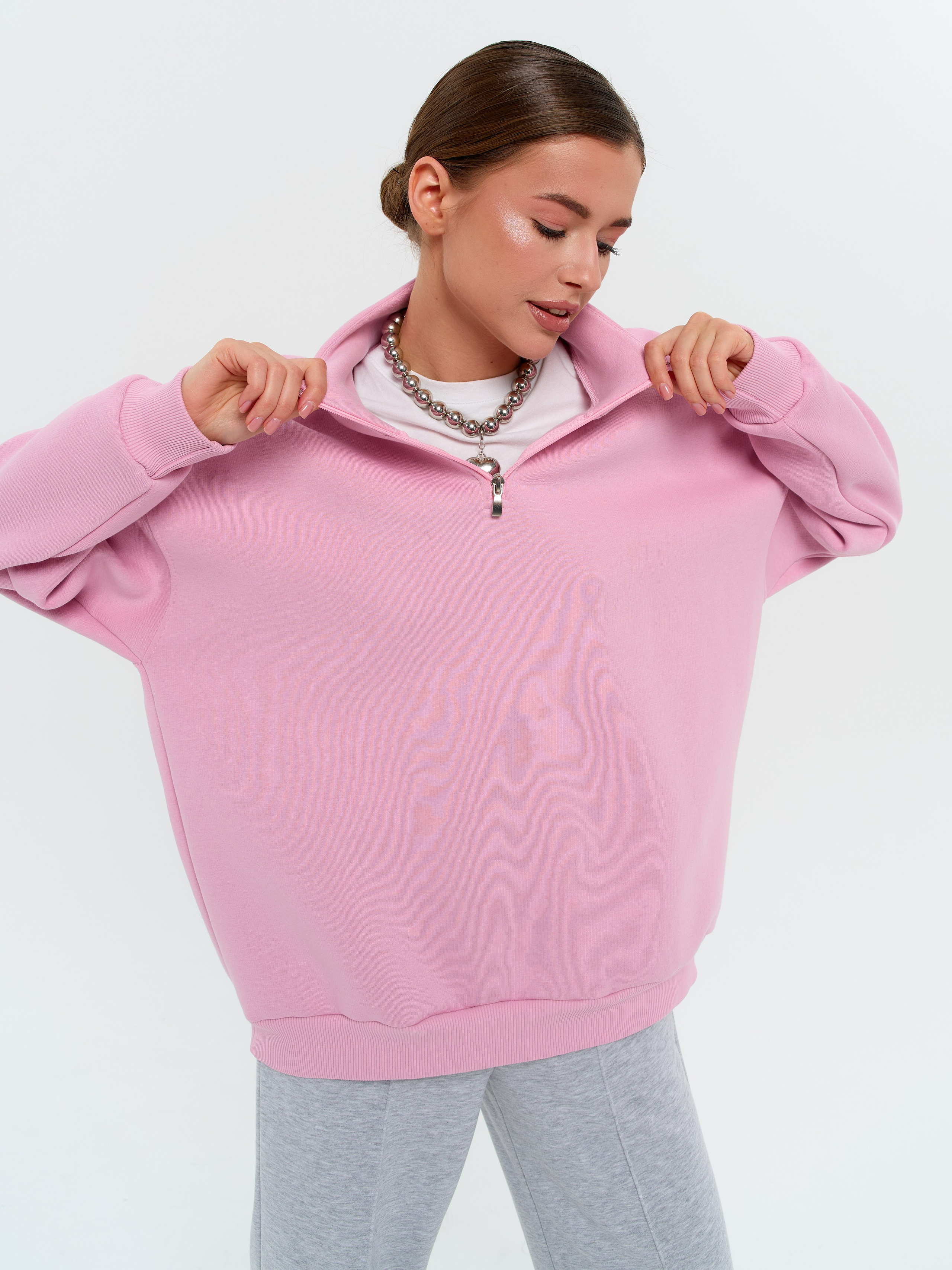 Свитшот. Фотограф для маркетплейсов в Москве