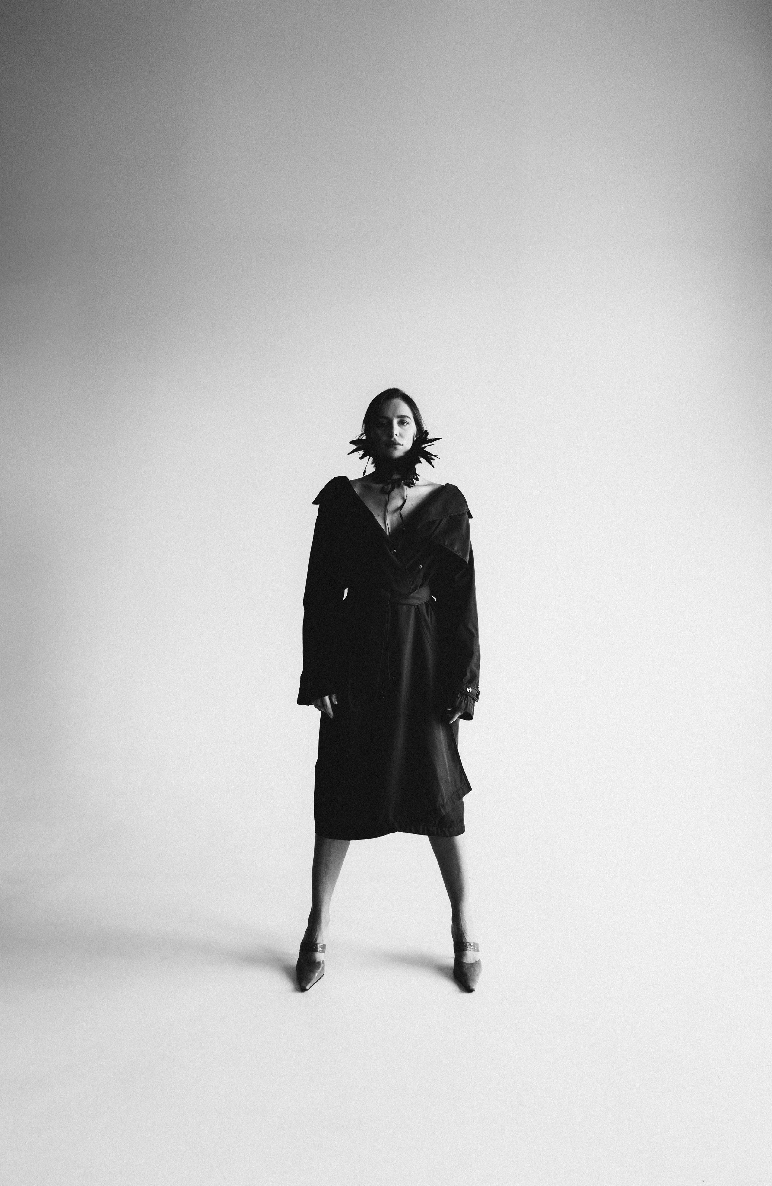 I am Diana, a portrait photographer. I take pictures around the world