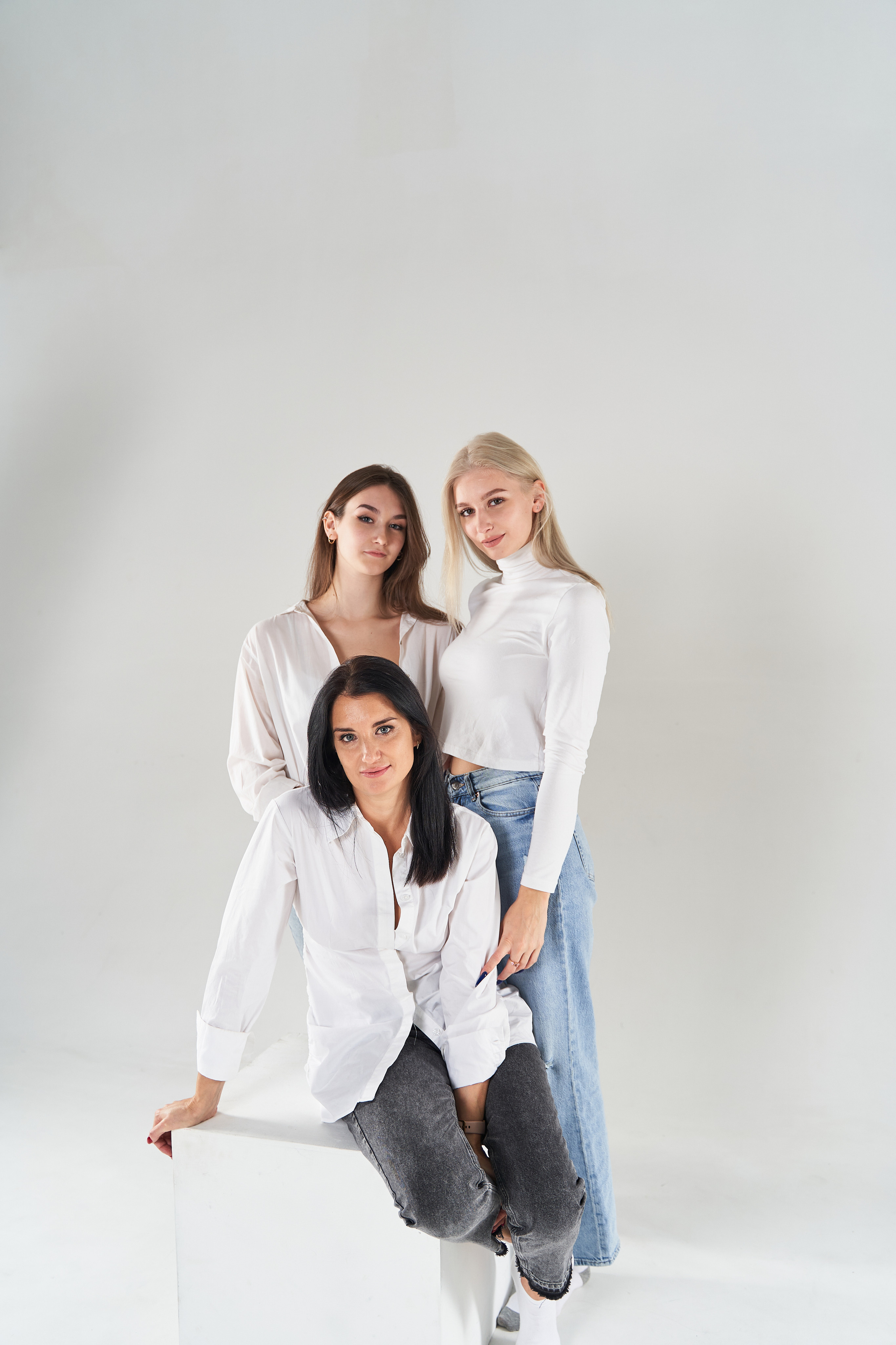 Семейная студийная съёмка. Фотограф Барт Полина. Снимаю в Санкт-Петербурге, Москве, Приозерске