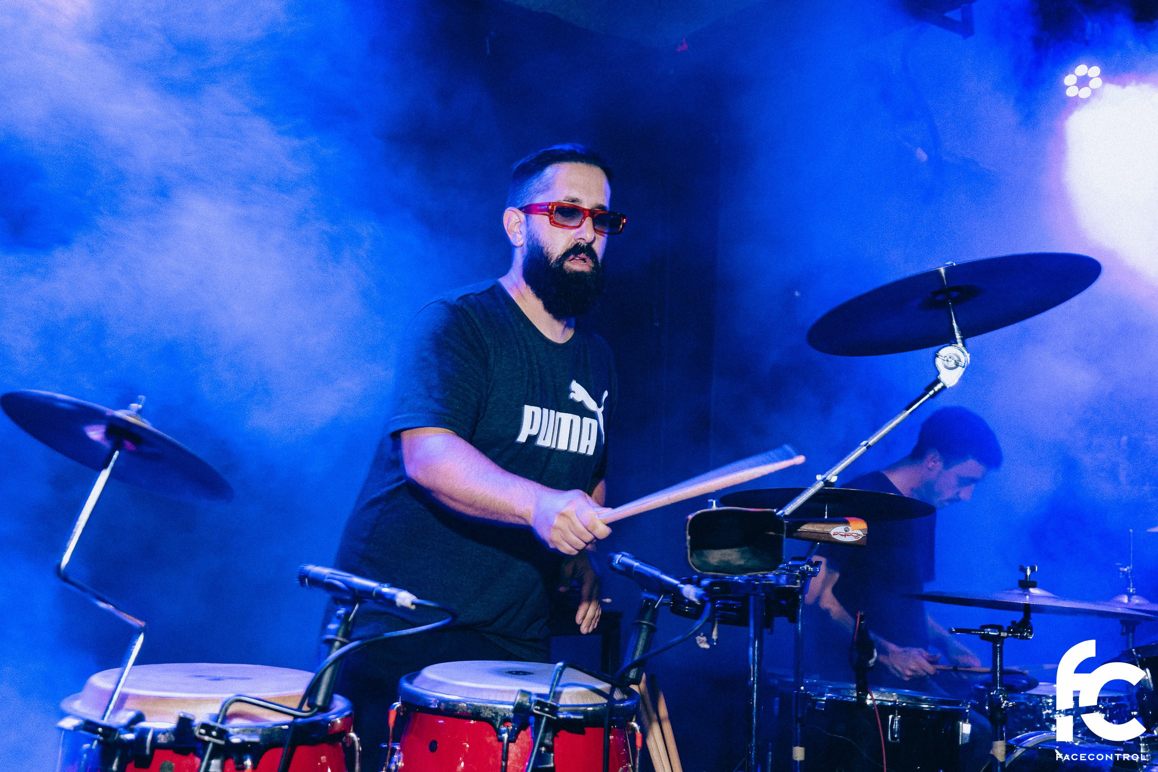 Sextape of Lovers & Granma. Face Control: Crónica social, anuncios de eventos y reportajes fotográficos