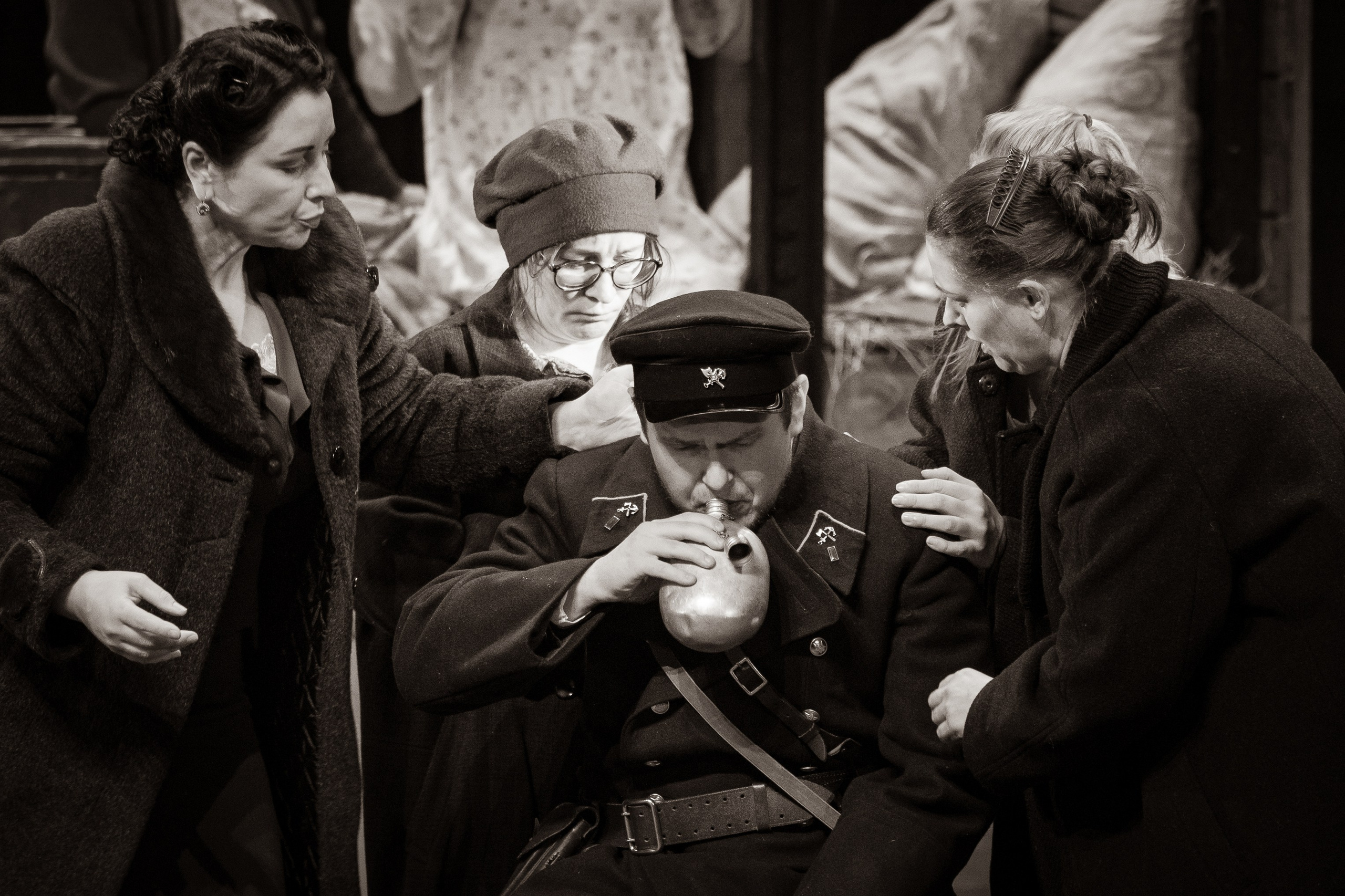 Эшелон_Чехов Центр. Фотограф. г. Южно-Сахалинск. Олег Толстов