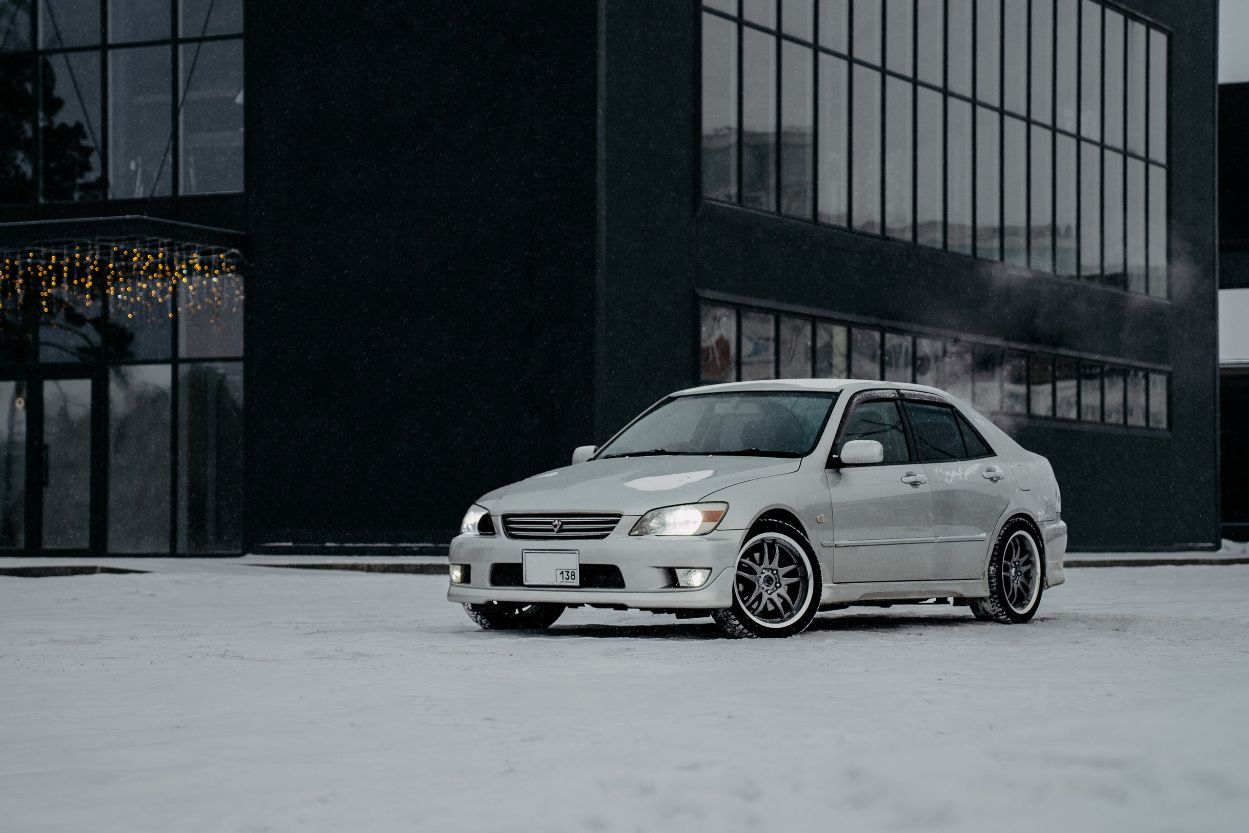Toyota Altezza. Фотограф, видеограф и пилот дрона на Байкале
