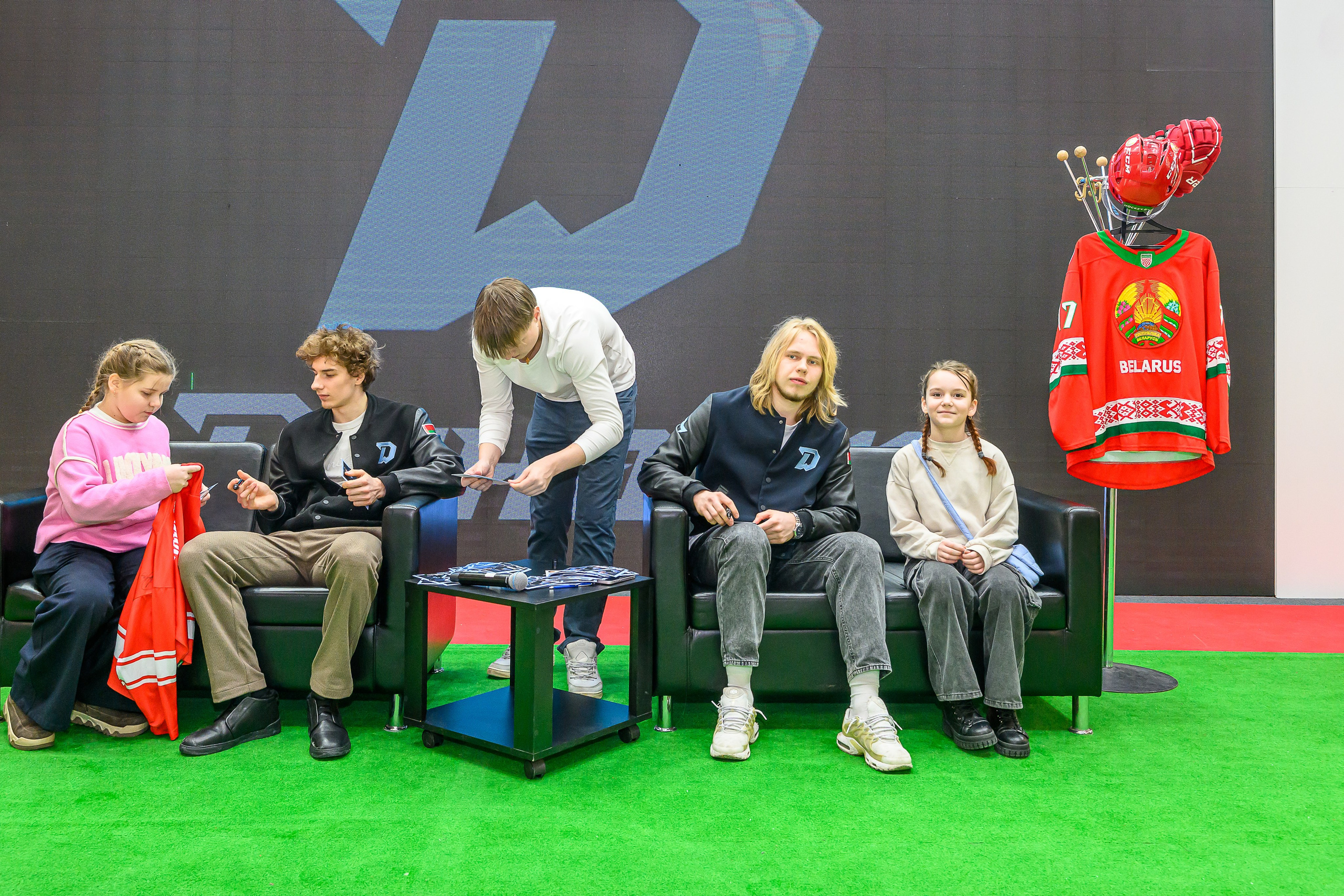 @hcdinamo.by. Фотоуслуги, услуги фотографа, фотографирование важных событий