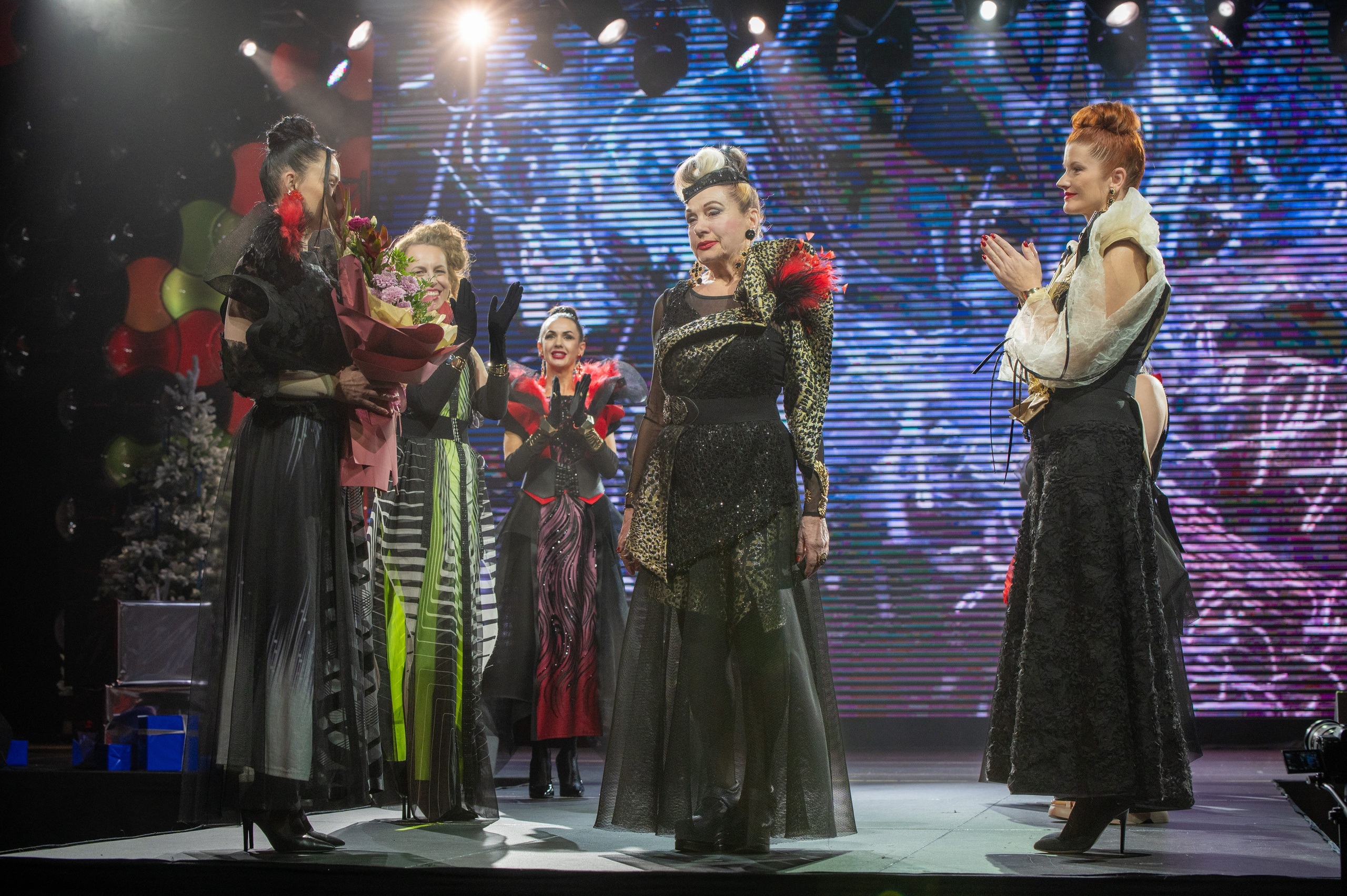 Большая новогодняя тусовка. Фотоуслуги, услуги фотографа, фотографирование важных событий