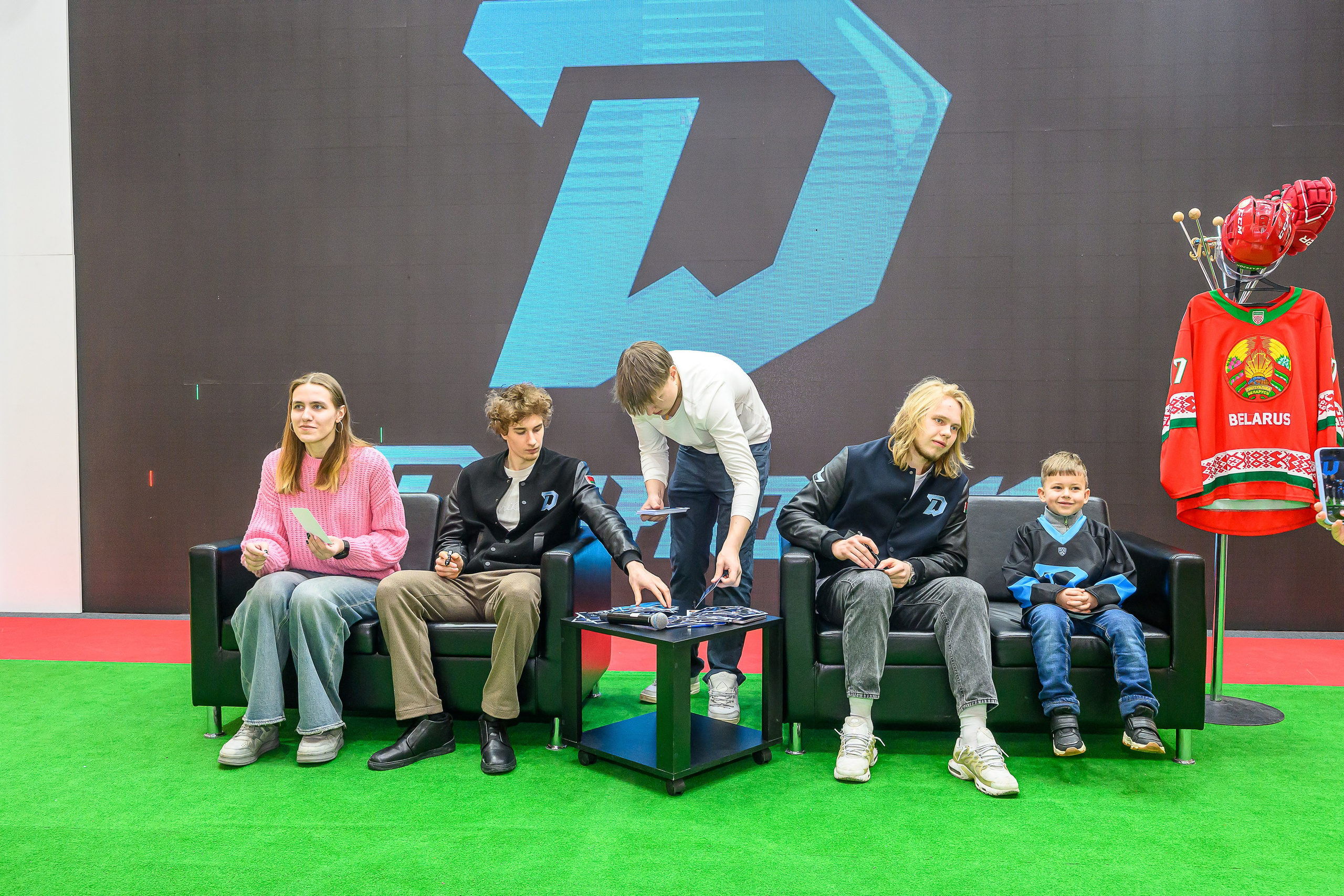 @hcdinamo.by. Фотоуслуги, услуги фотографа, фотографирование важных событий