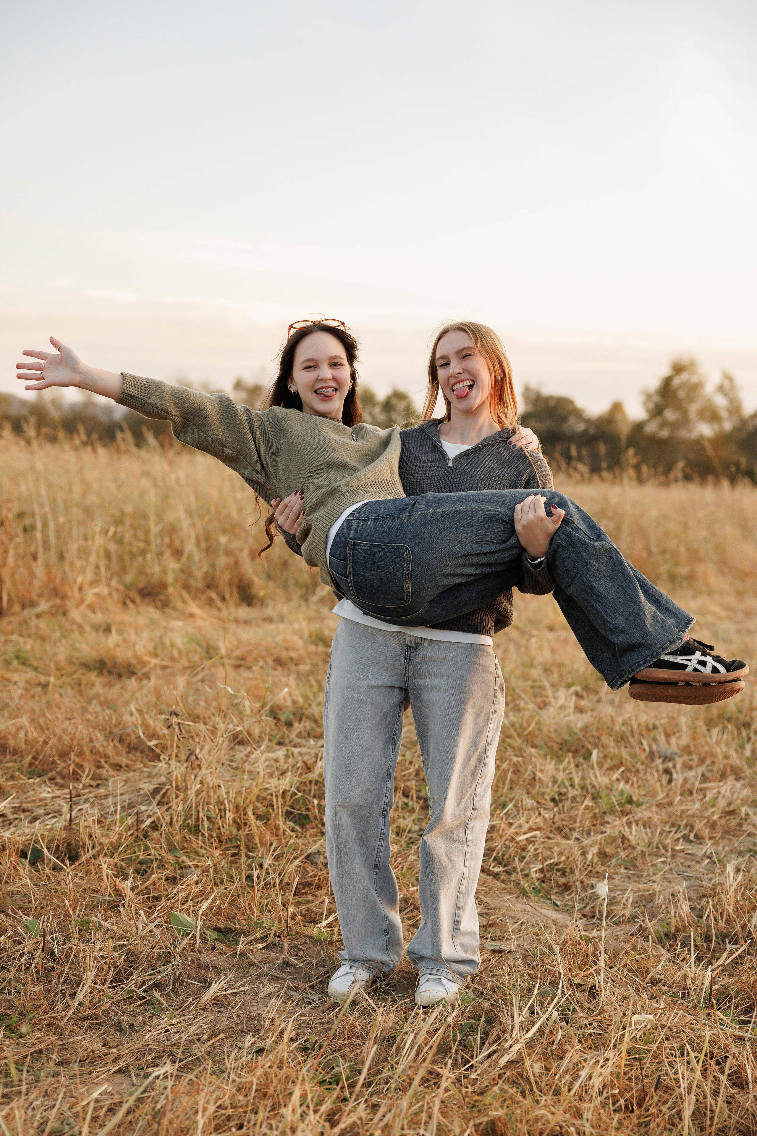 Осень 11 класс (съемка в поле). Photoalbum-vl.ru