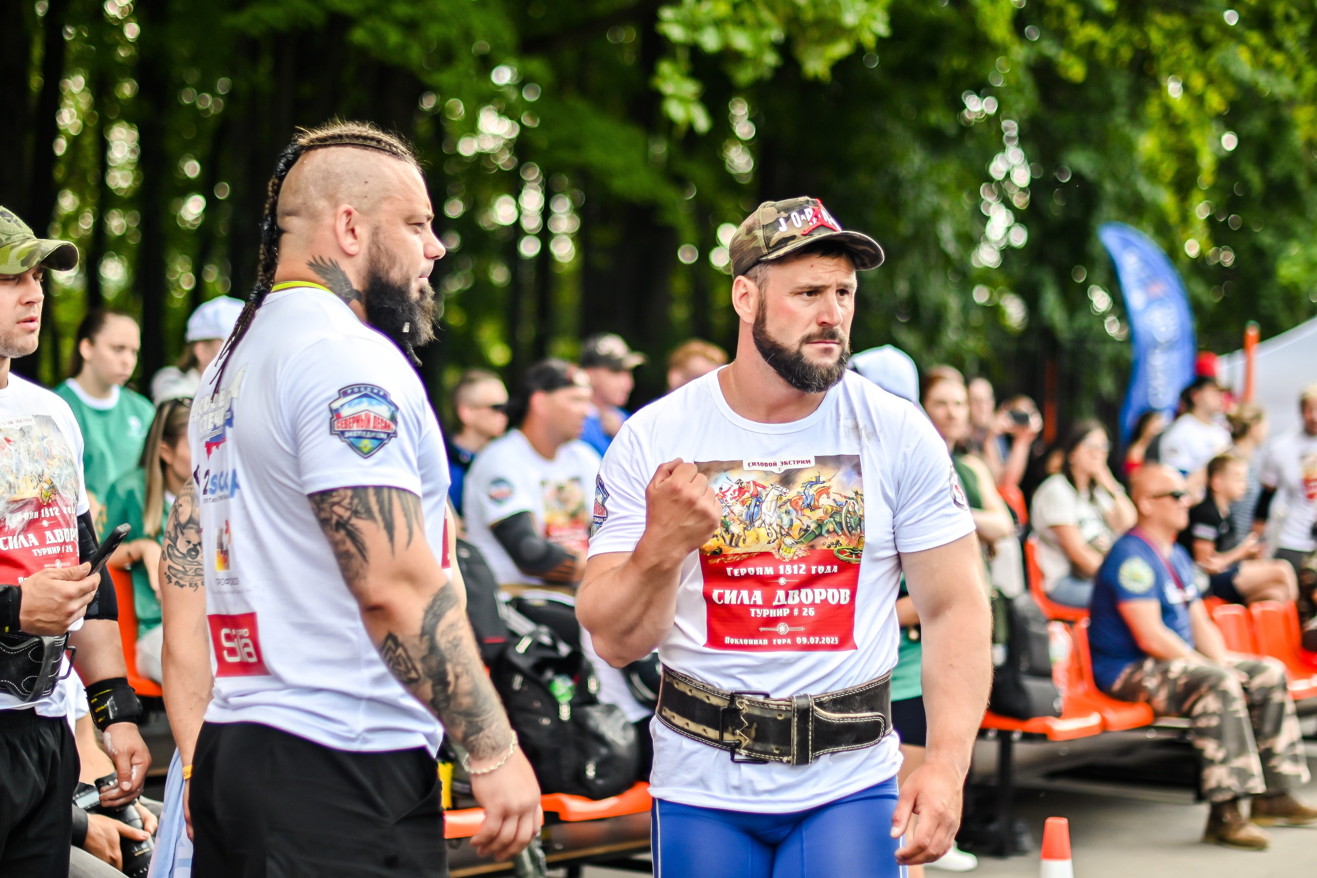 СТРОНГ. Фотограф для бизнесконтента, репортажей и семейного альбома в Москве