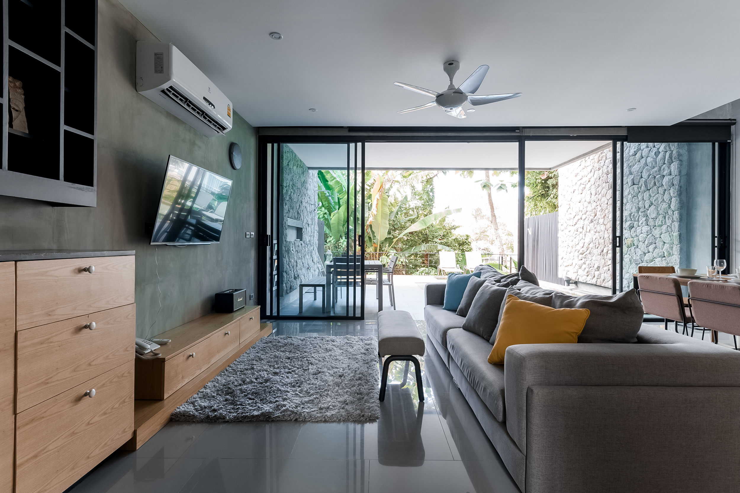 Apartment 13. Свадебный и семейный фотограф Никита Корохов