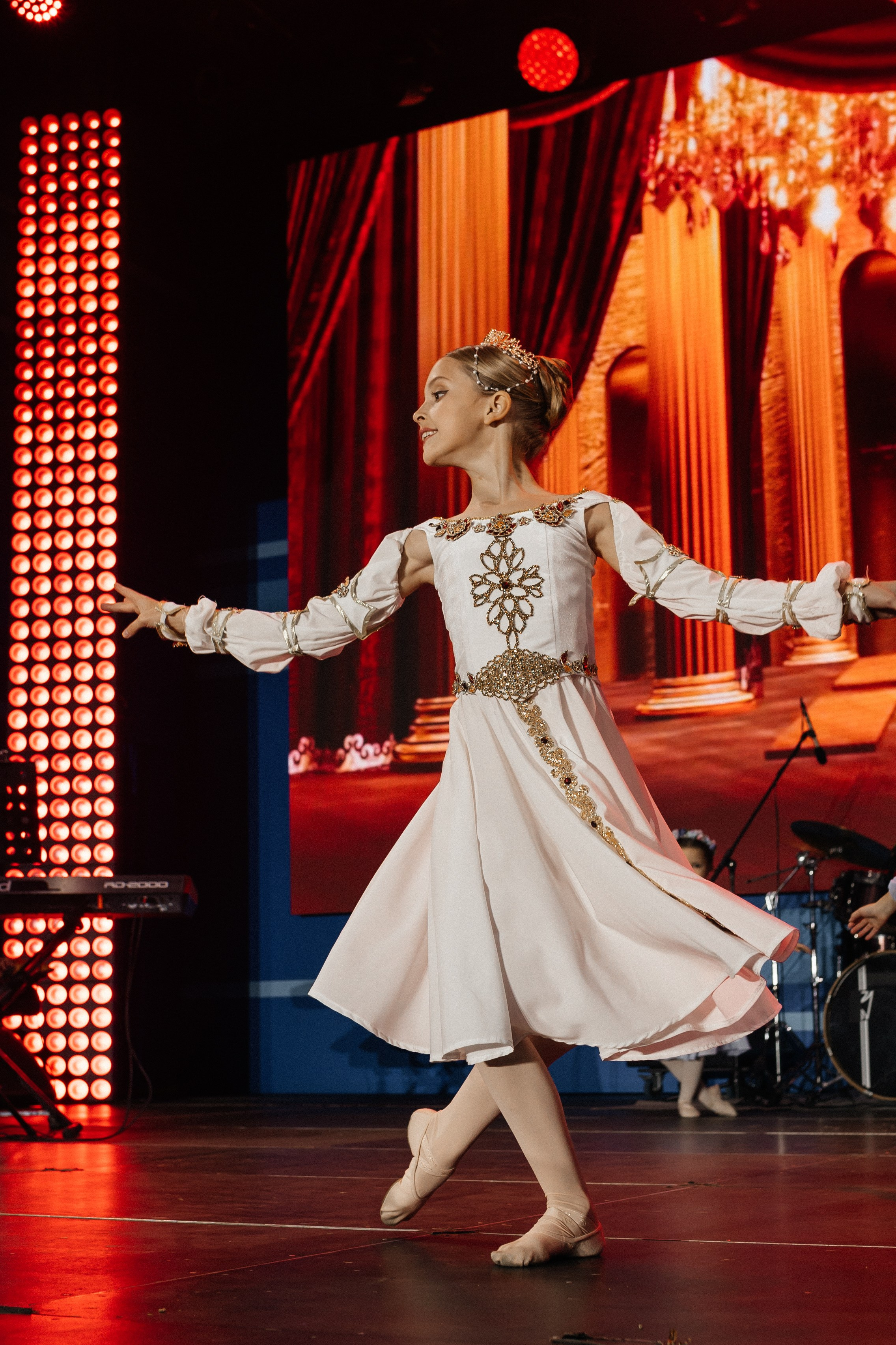 Московский урбанистический форум. Фонд Оксаны Фёдоровой. Ромео и Джульета. Фотограф Наталия Федосова, г. Москва. TG и Instagram @nataliya_raw