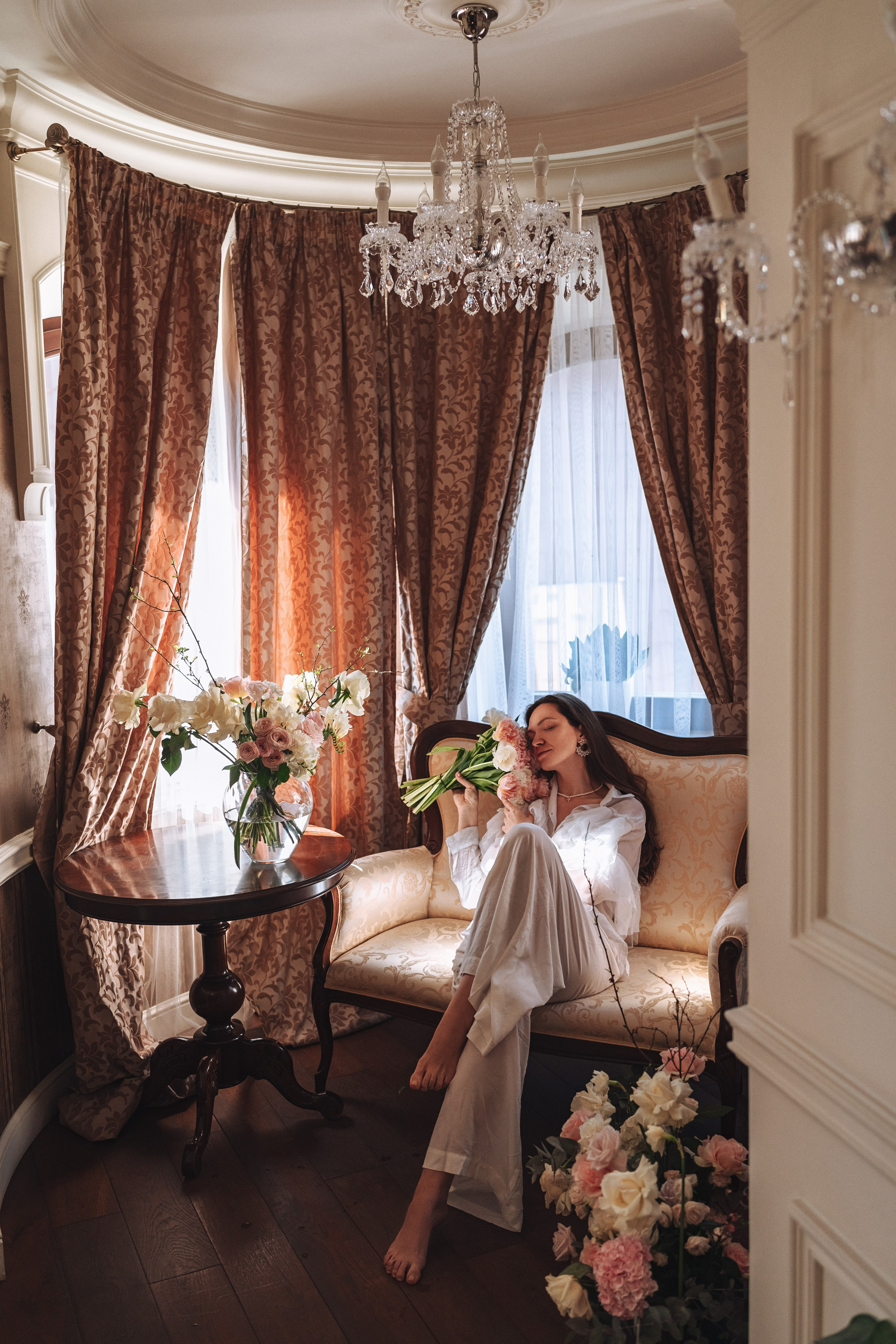 Женский портрет (в интерьере). Свадебный и портретный фотограф в Симферополе и Крыму