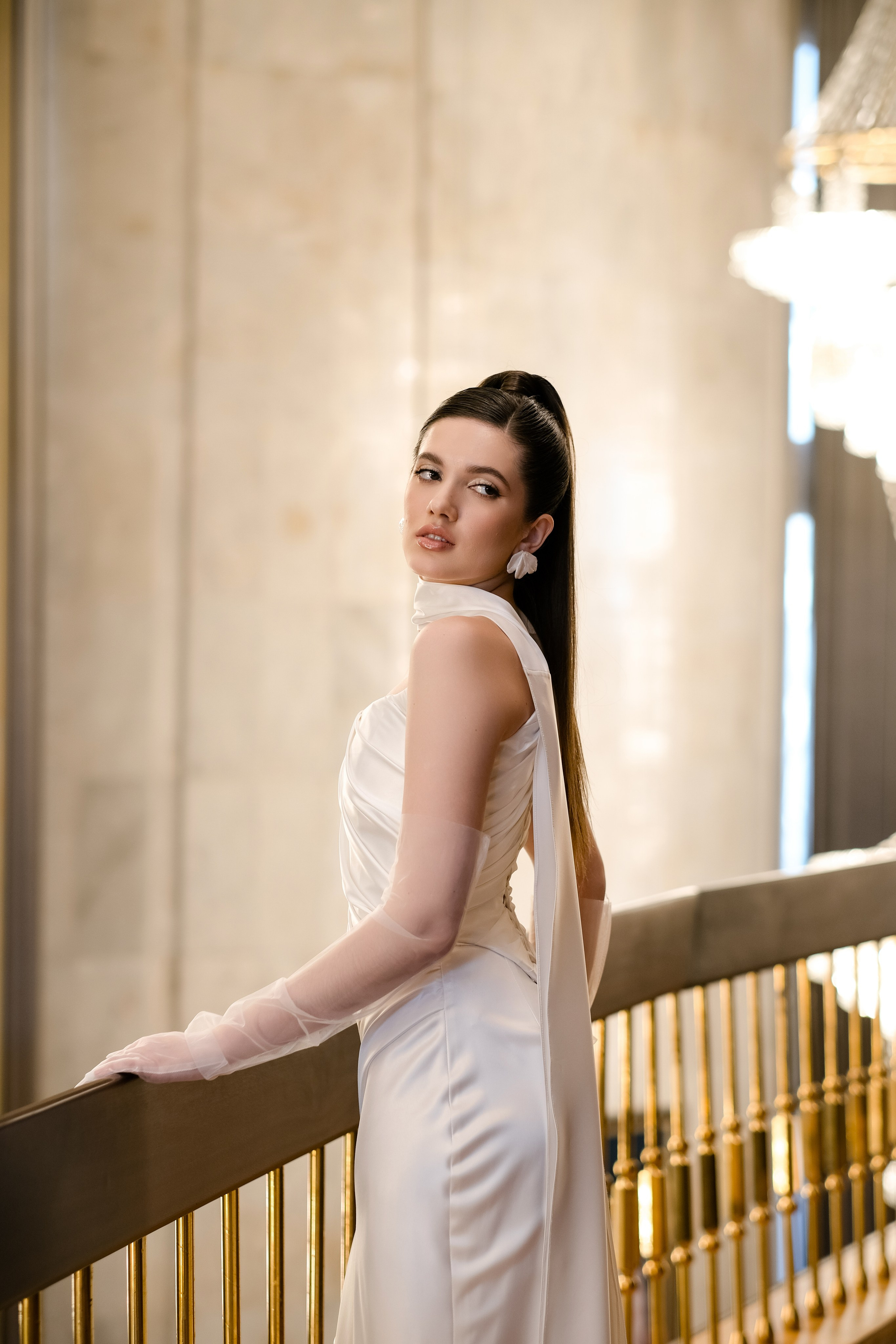 Свадебная фотосессия в театре драмы имени Наума Орлова. Свадебный фотограф в Челябинске Сырчикова Наталья