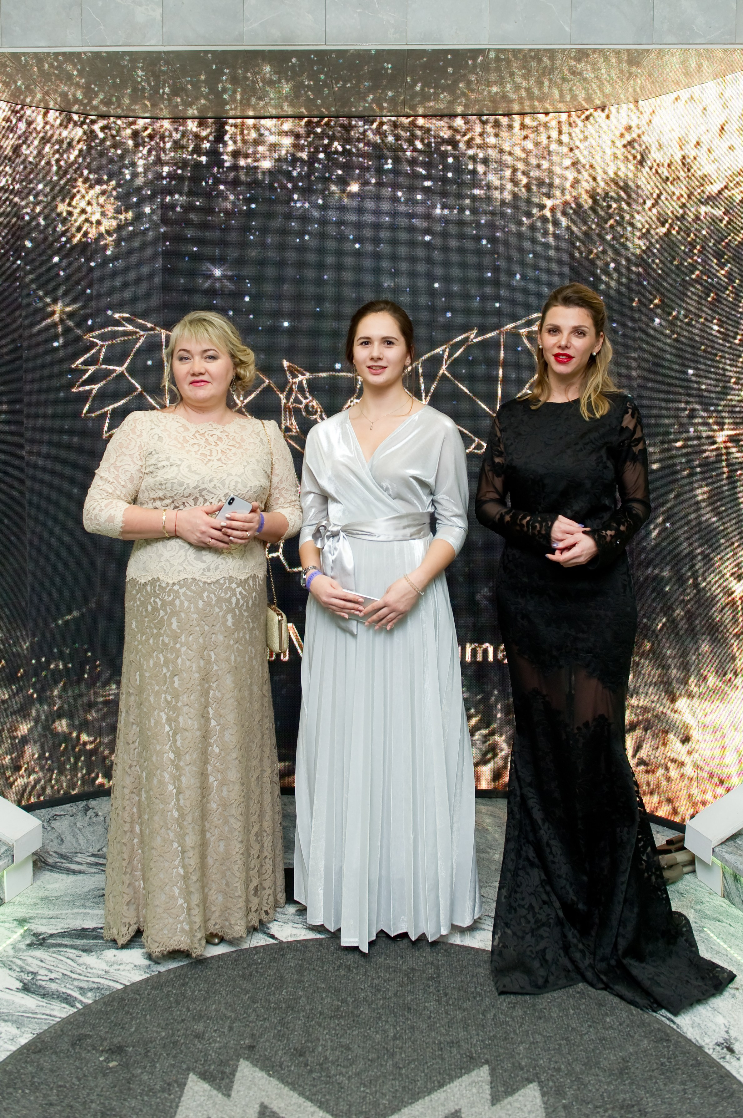 Новогодний корпоратив Сибинтек. Репортажный фотограф и видеограф Слава Думчев. Тимбилдинги, отчетники, корпоративы