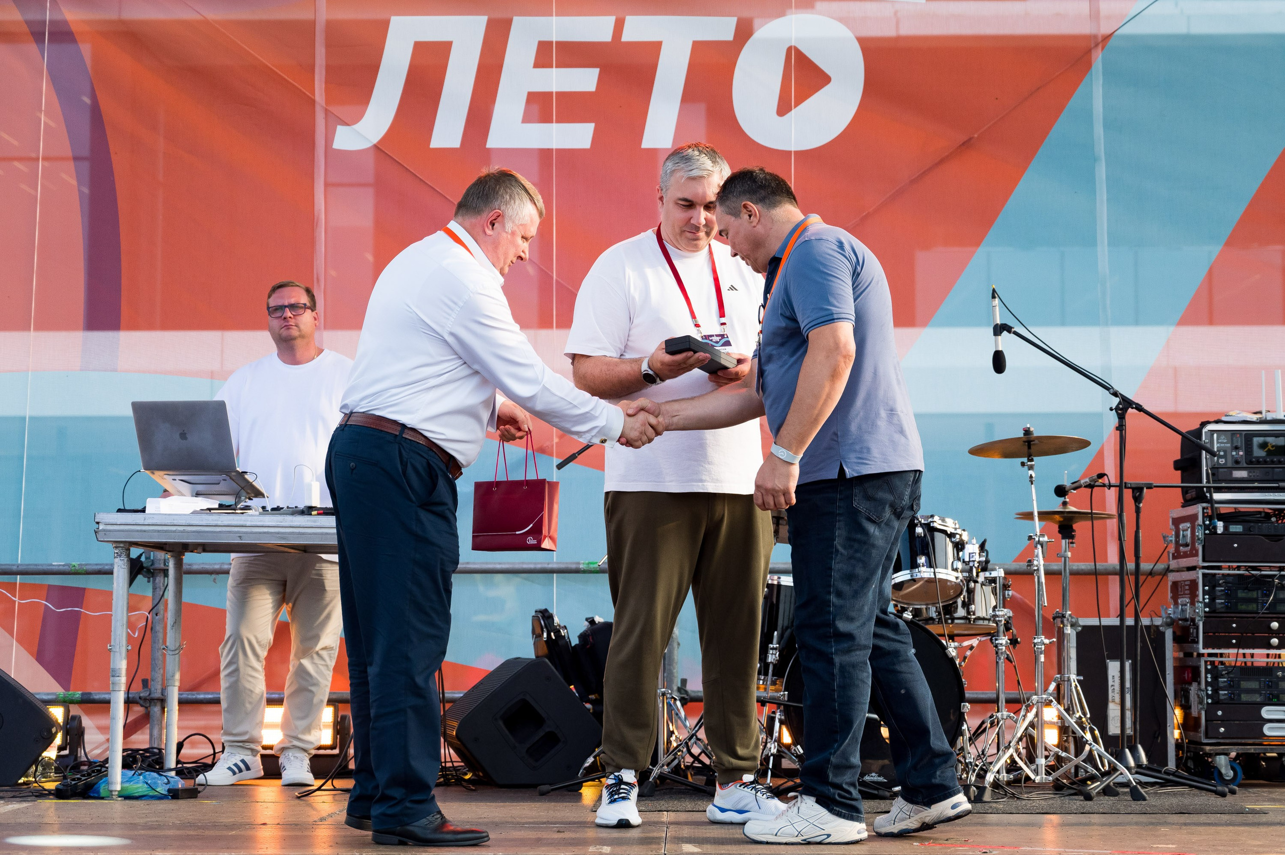 Летний корпоратив-тимбилдинг Первой Грузовой Компании. Репортажный фотограф и видеограф Слава Думчев. Тимбилдинги, отчетники, корпоративы