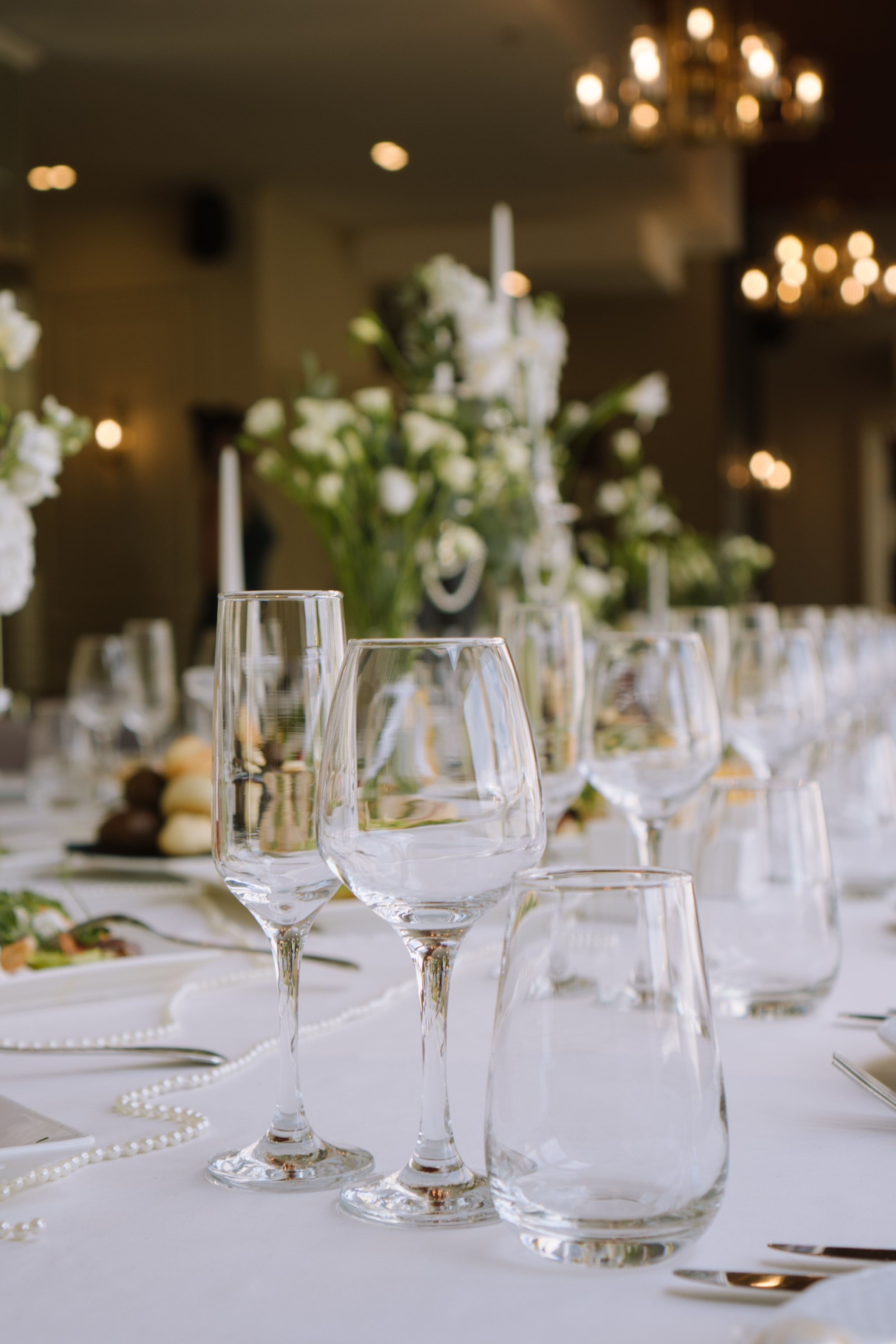 СВАДЕБНЫЙ БАНКЕТ НА ВЛАДИМИРСКОЙ В САНКТ-ПЕТЕРБУРГЕ (КАМЕРНАЯ СВАДЬБА). Профессиональный фотограф, Санкт-Петербург — Виктория Богомолова