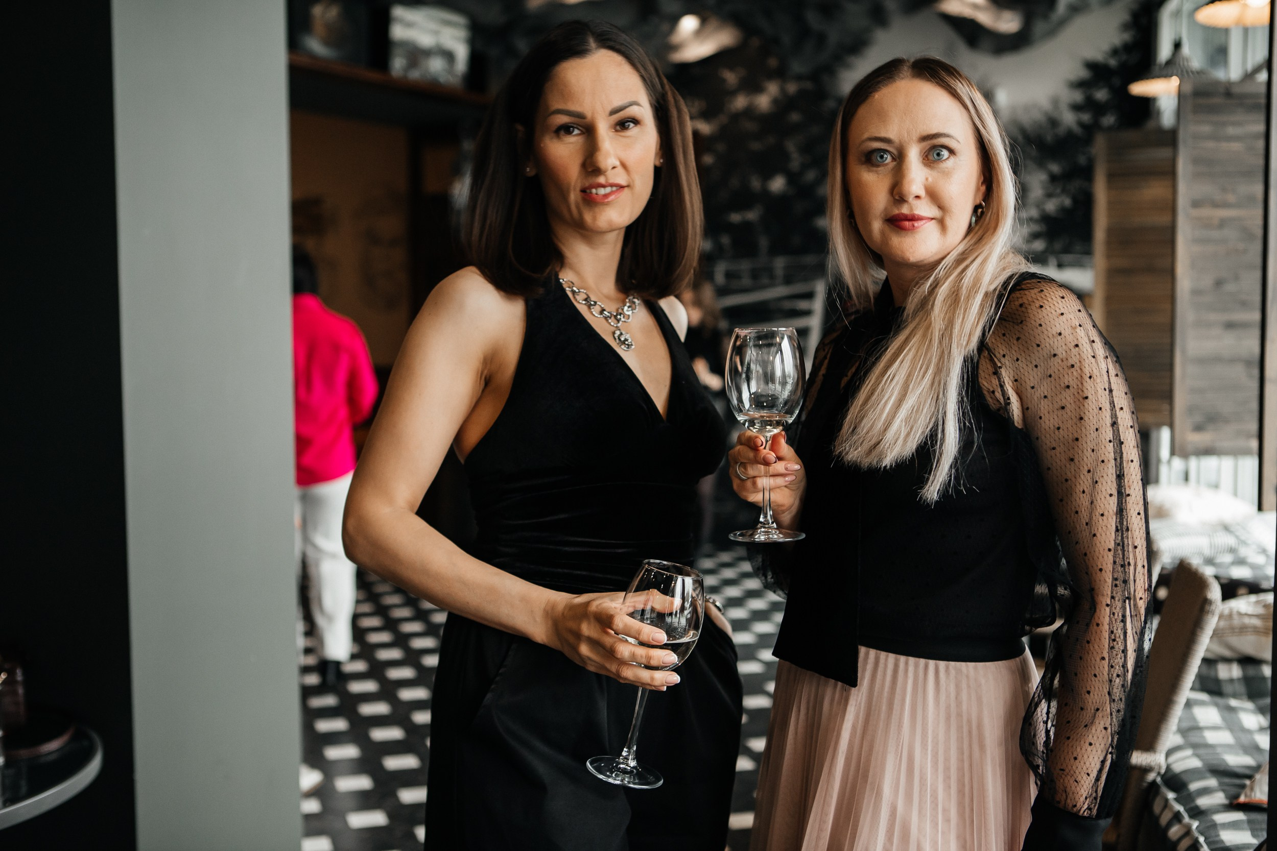 Нетворкинг Алены Климовой. Фотограф в Иркутске Анастасия Кись. Студийная фотосессия беременности в тканях Иркутск. Семейная фотосессия, ПОРТРЕТ «ПОКОЛЕНИЕ»