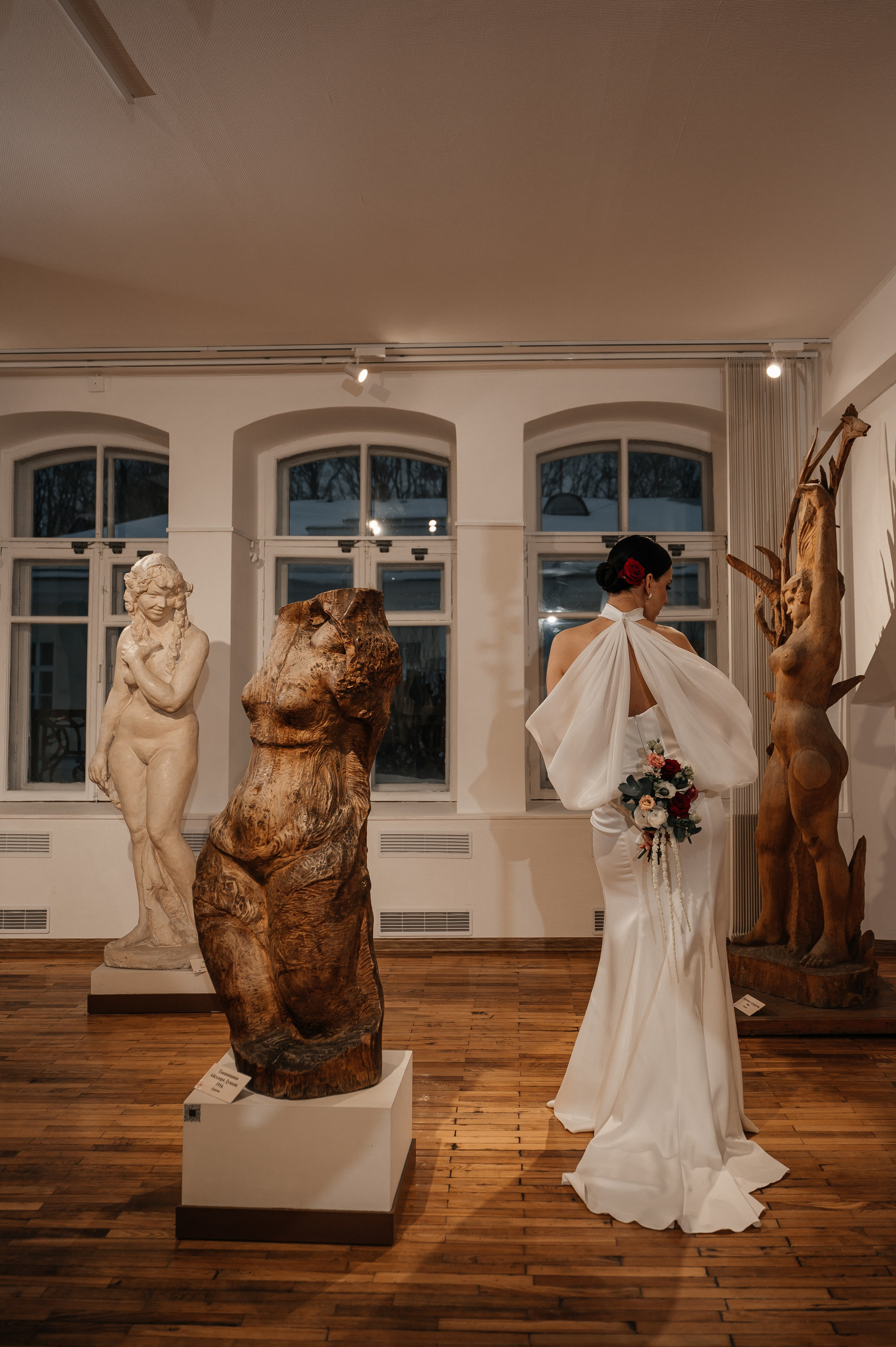 Танго в музее. Свадебный и семейный фотограф в городе Смоленске