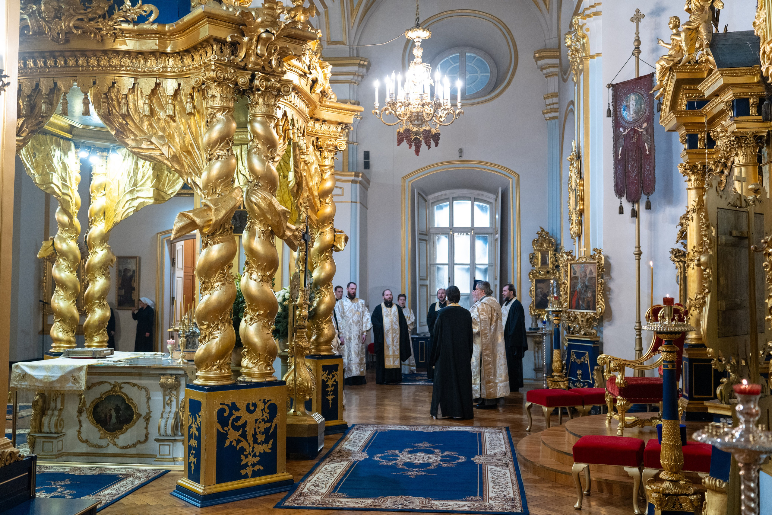 Праздничное бдение в Николо-Богоявленском морском соборе. НИКОЛО-БОГОЯВЛЕНСКИЙ МОРСКОЙ СОБОР